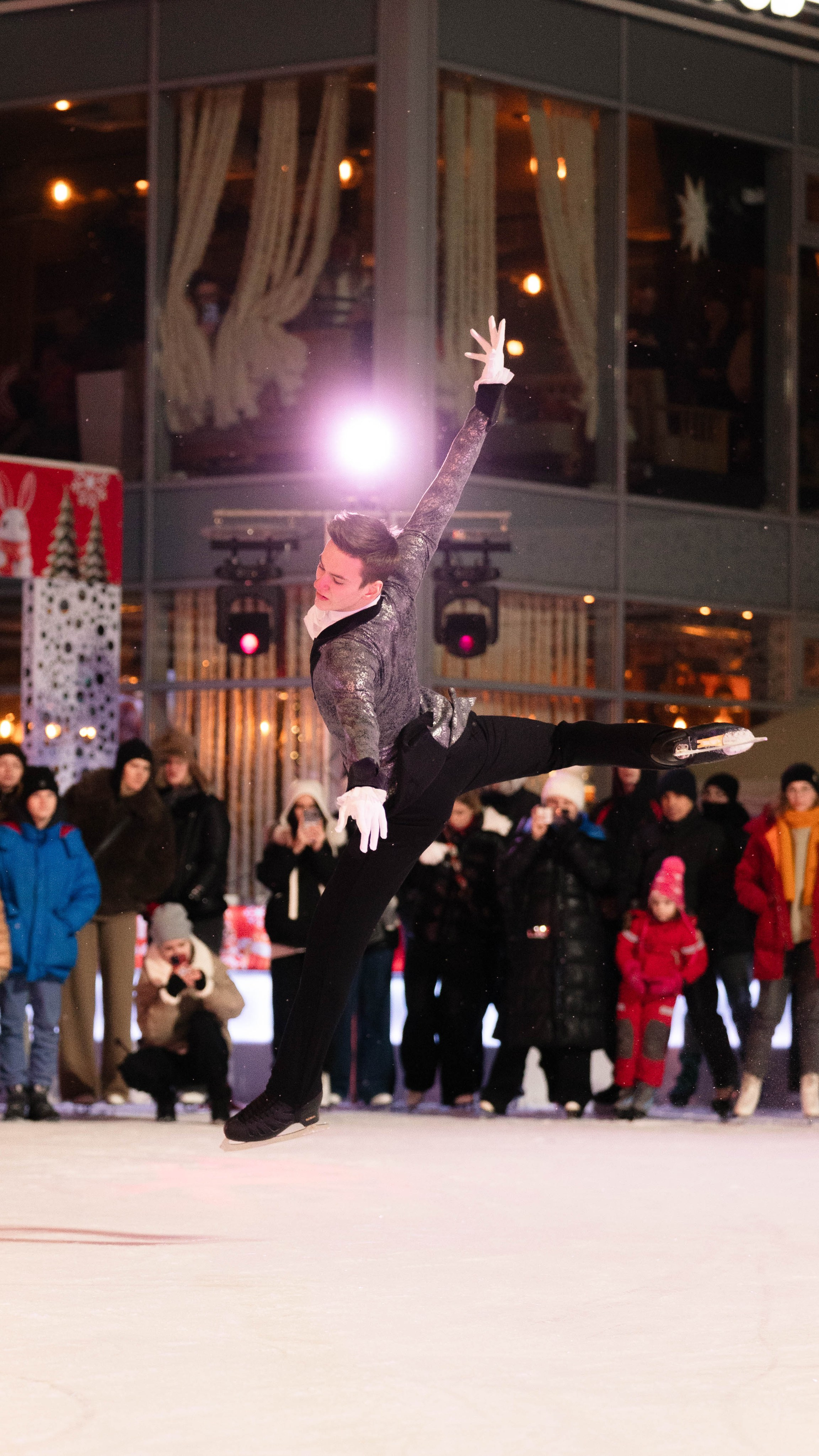 Ледовое шоу. Спортивный и репортажный фотограф в Москве и области Мари Панадеро