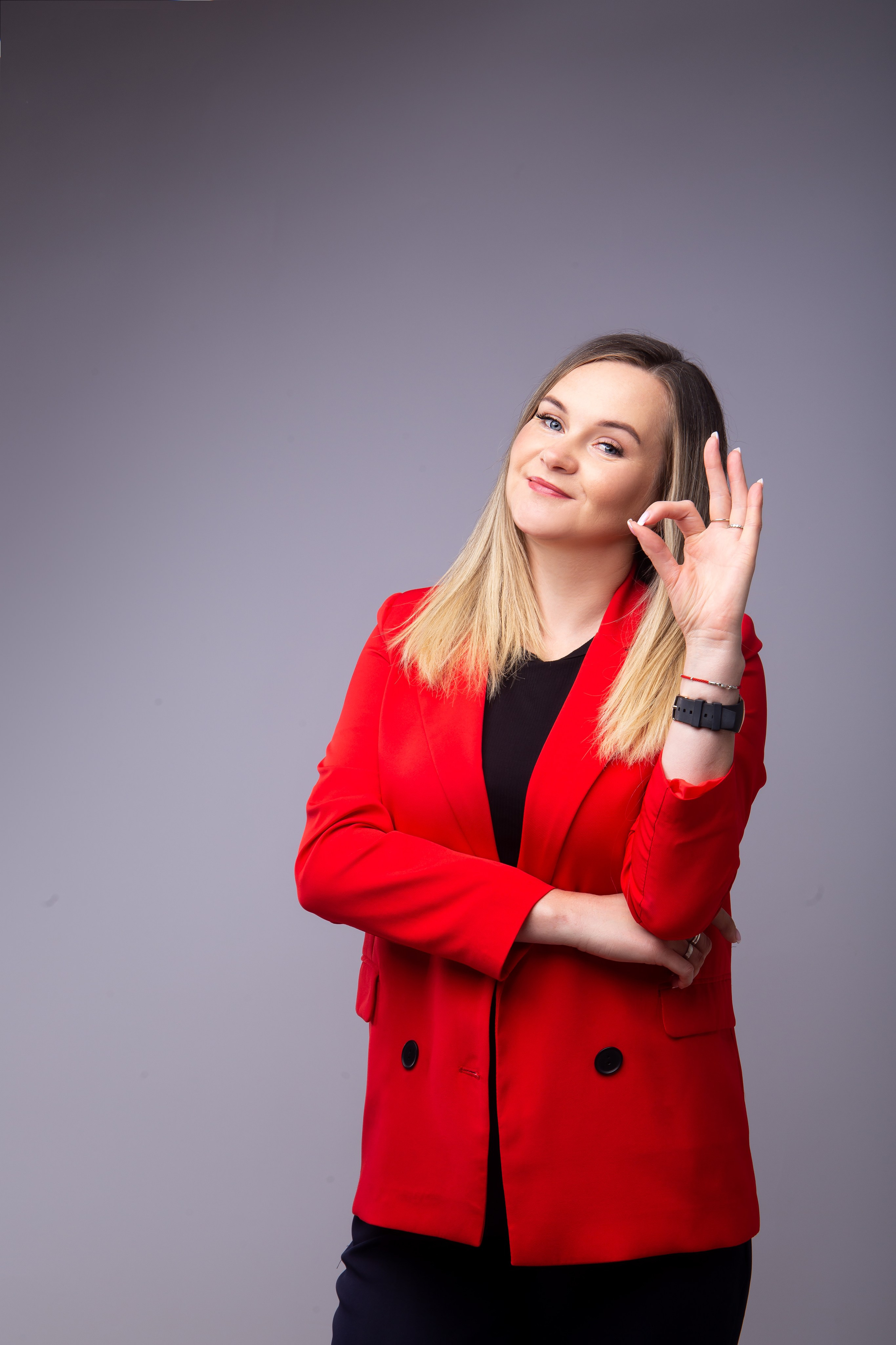 Деловая студийная съёмка. Фотограф Дмитров и МО Валентина Халикова