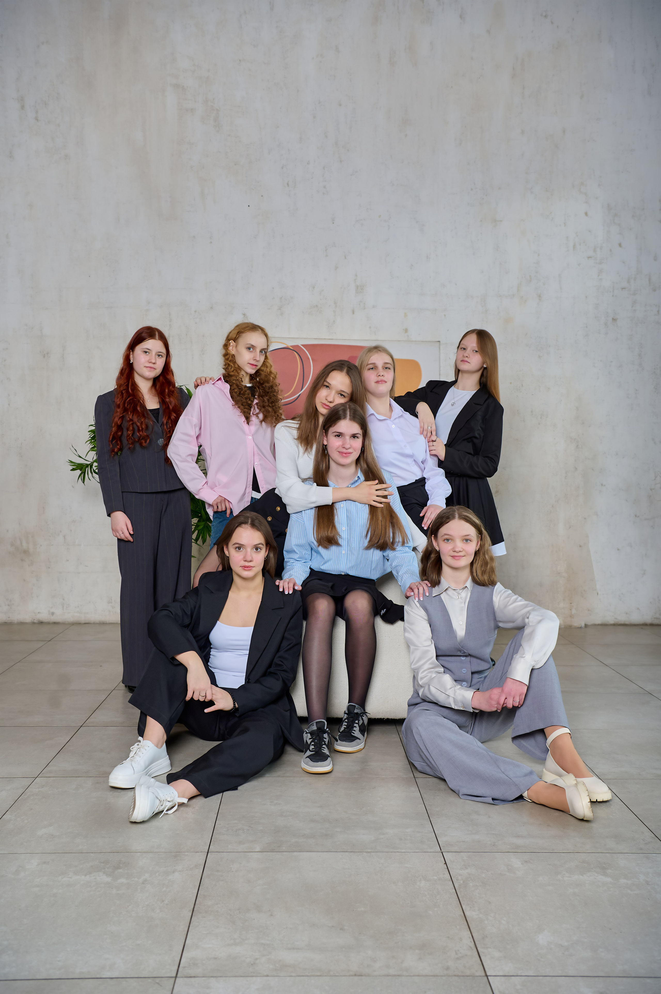 Пример фото выпускников в студии. Детский и семейный фотограф г. Москва Оксана Катаджи