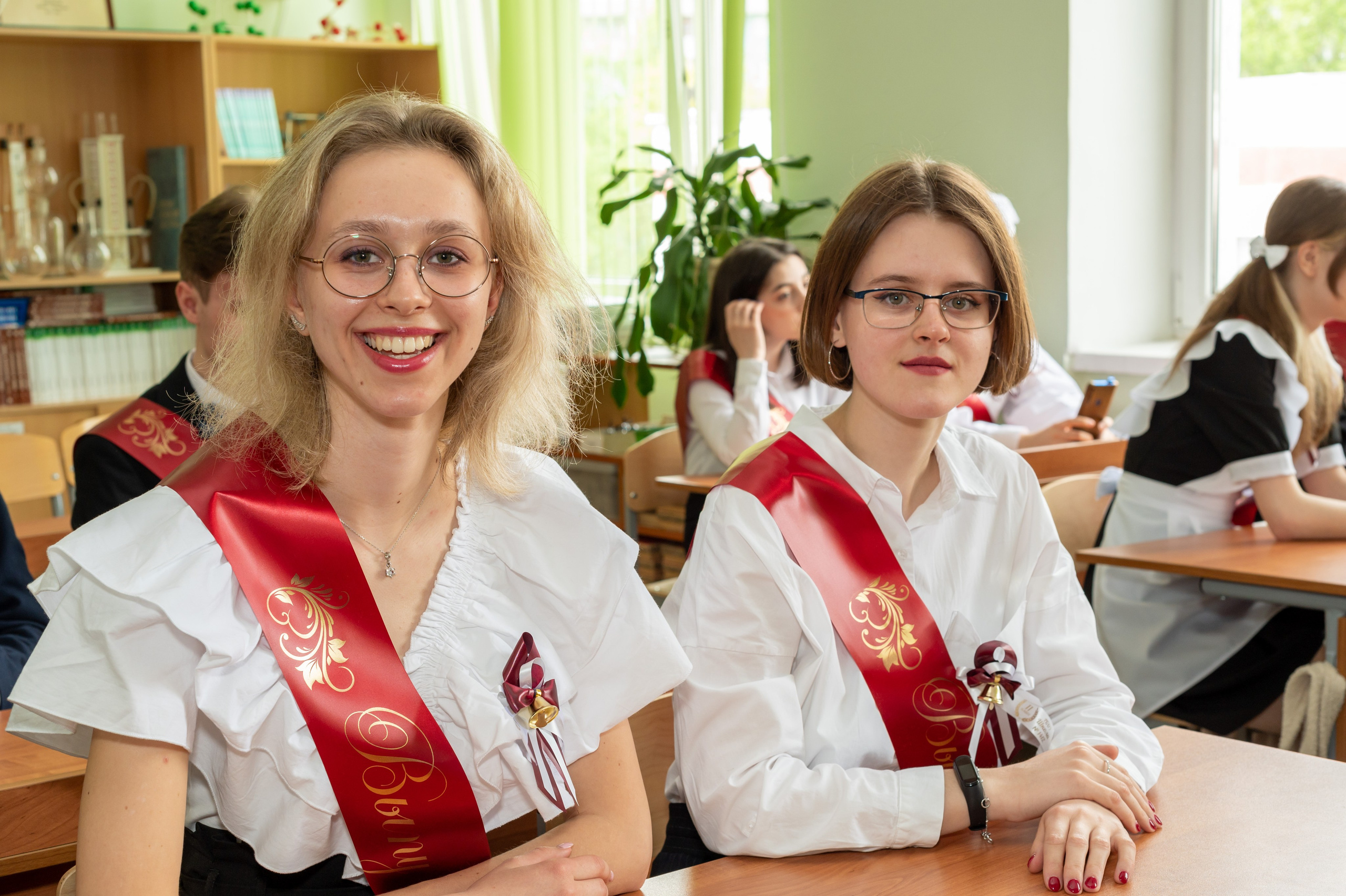 Последний звонок Школа 1412. Детский и семейный фотограф г. Москва Оксана Катаджи