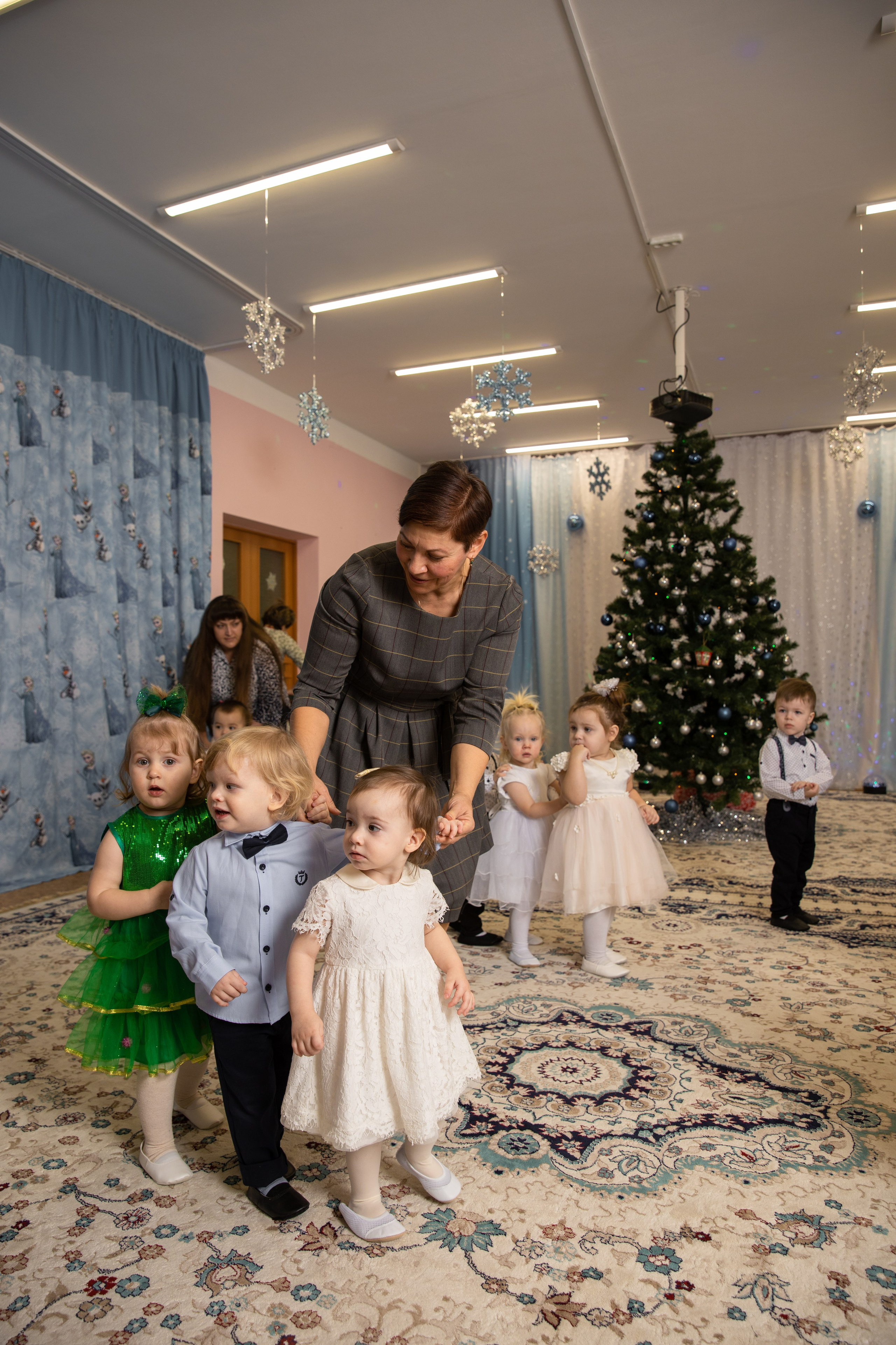 Новогодний утренник Успех. Фотограф в Железнодорожном и Балашихе