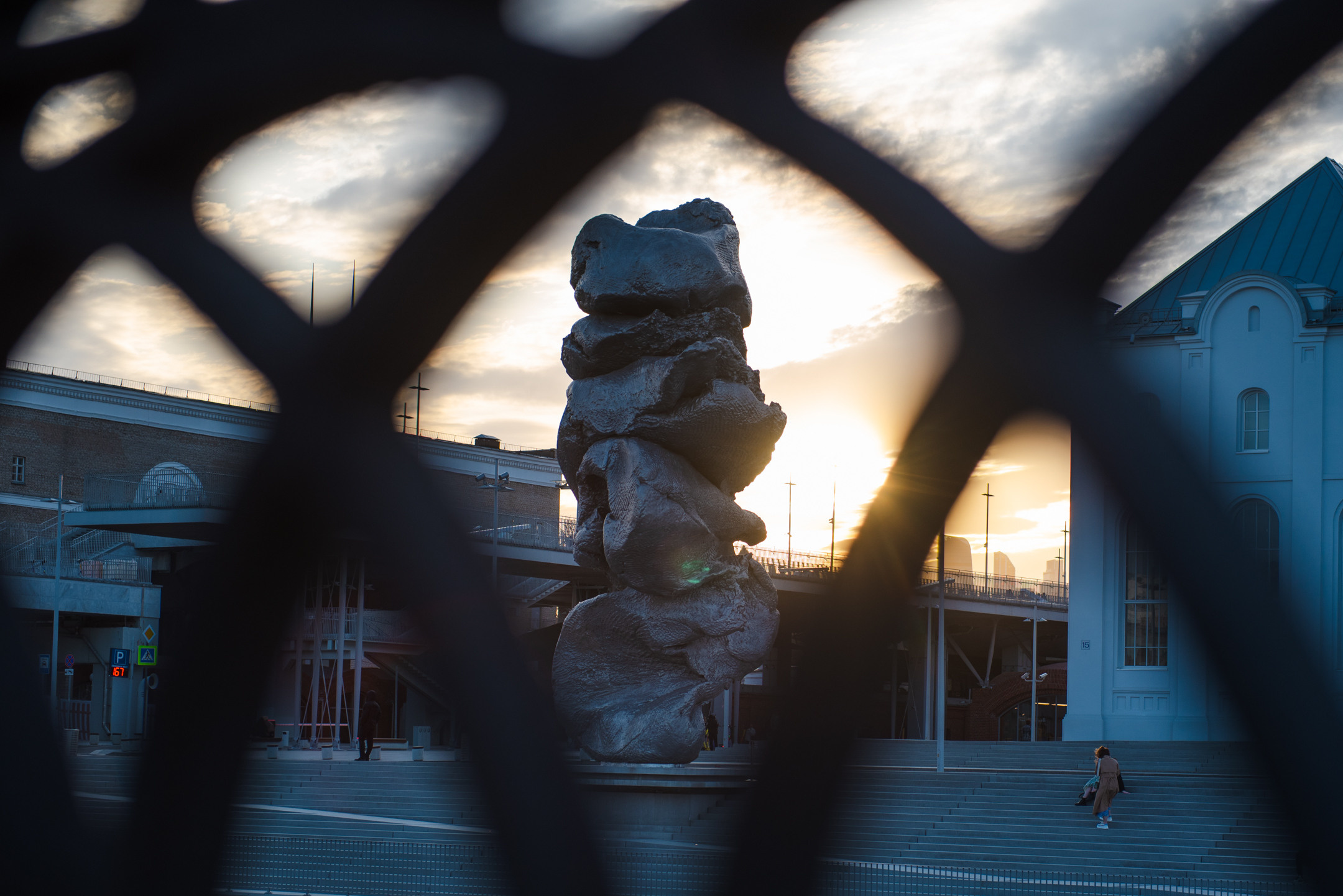 Дом Перцовой и ГЭС-2. Портретный и архитектурный фотограф в Москве и Санкт-Петербурге