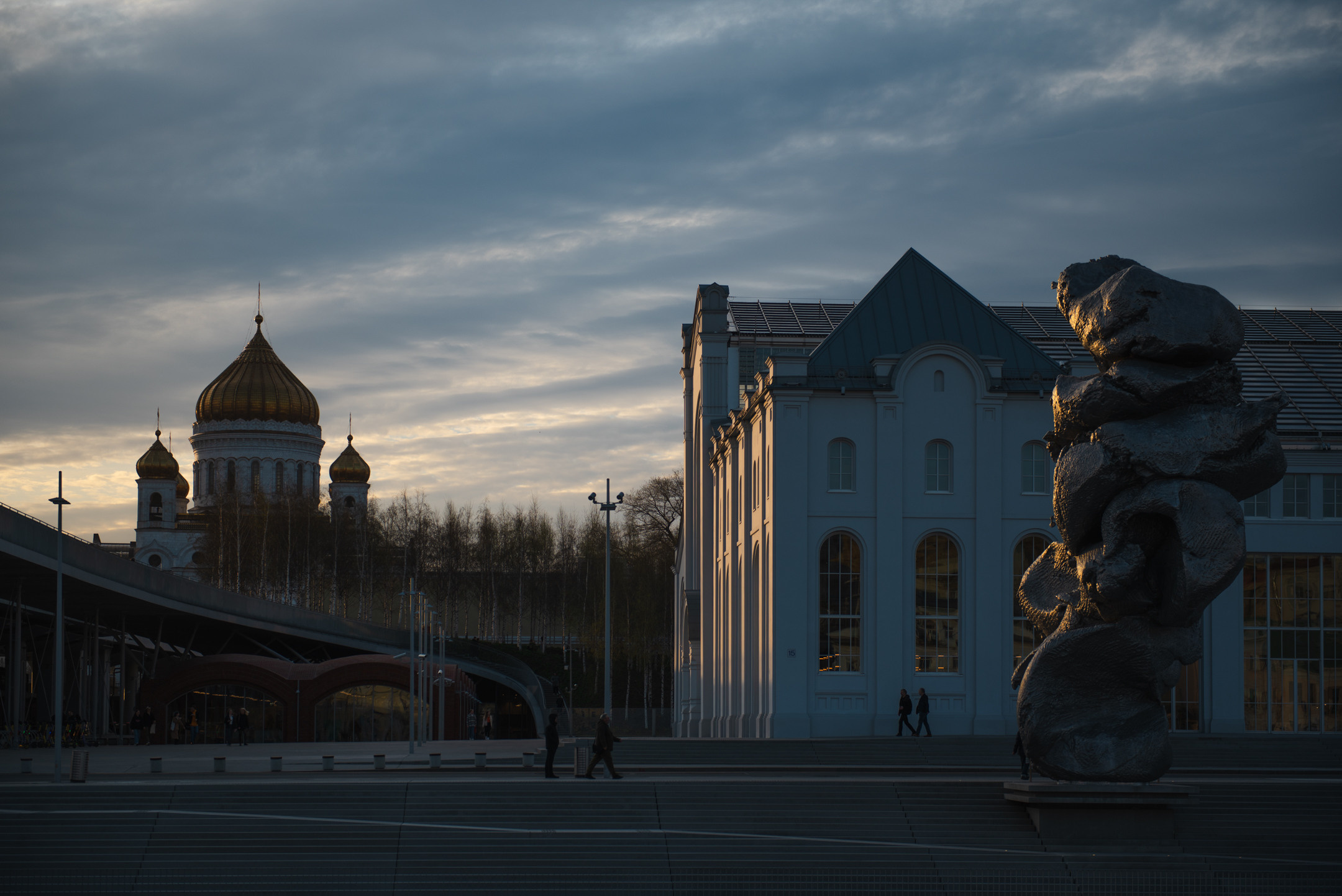 Дом Перцовой и ГЭС-2. Портретный и архитектурный фотограф в Москве и Санкт-Петербурге