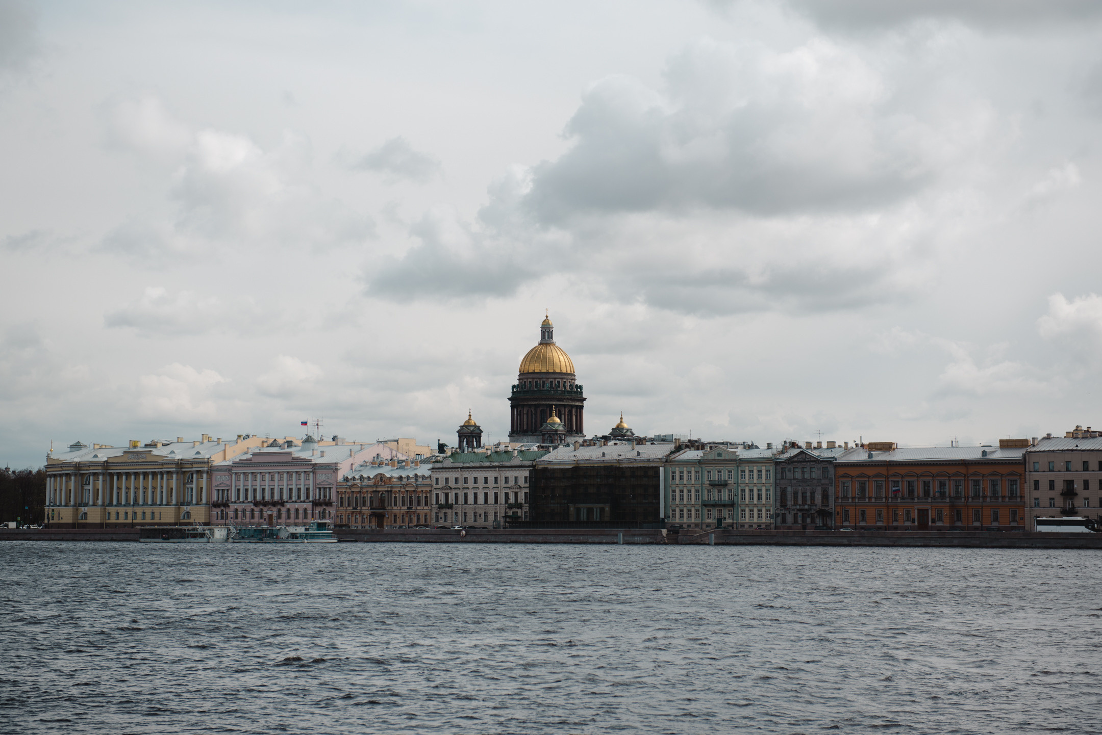 Май в Спб. Портретный и архитектурный фотограф в Москве и Санкт-Петербурге