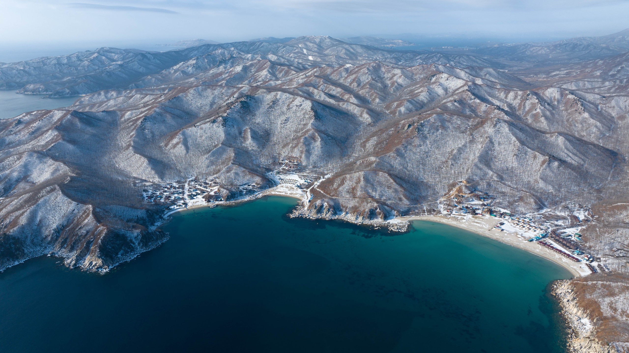 Бухты Триозерье, Окуневая, Спокойная. Турист оптимист