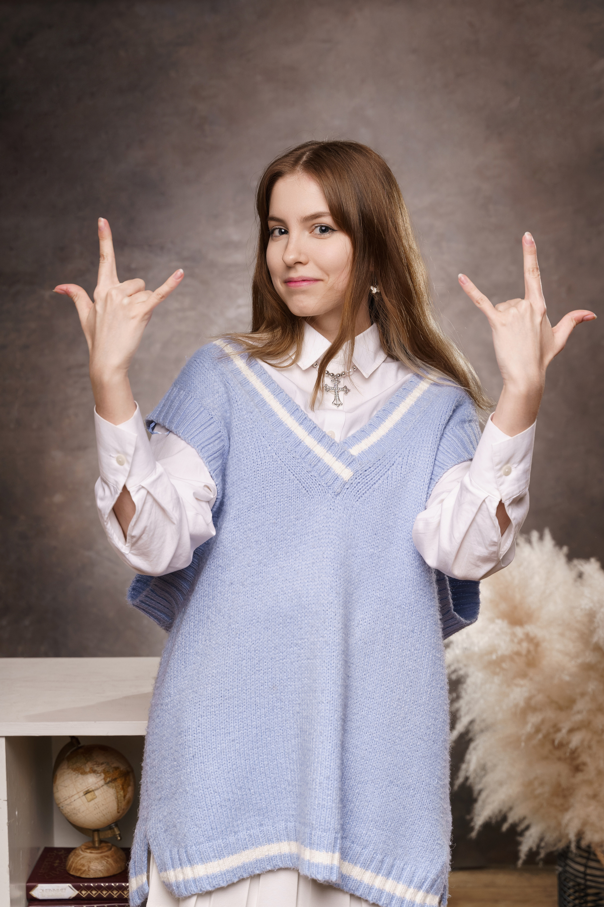 Серая. Выпускные альбомы и фотосессии в Кирове от Протасовой Жени