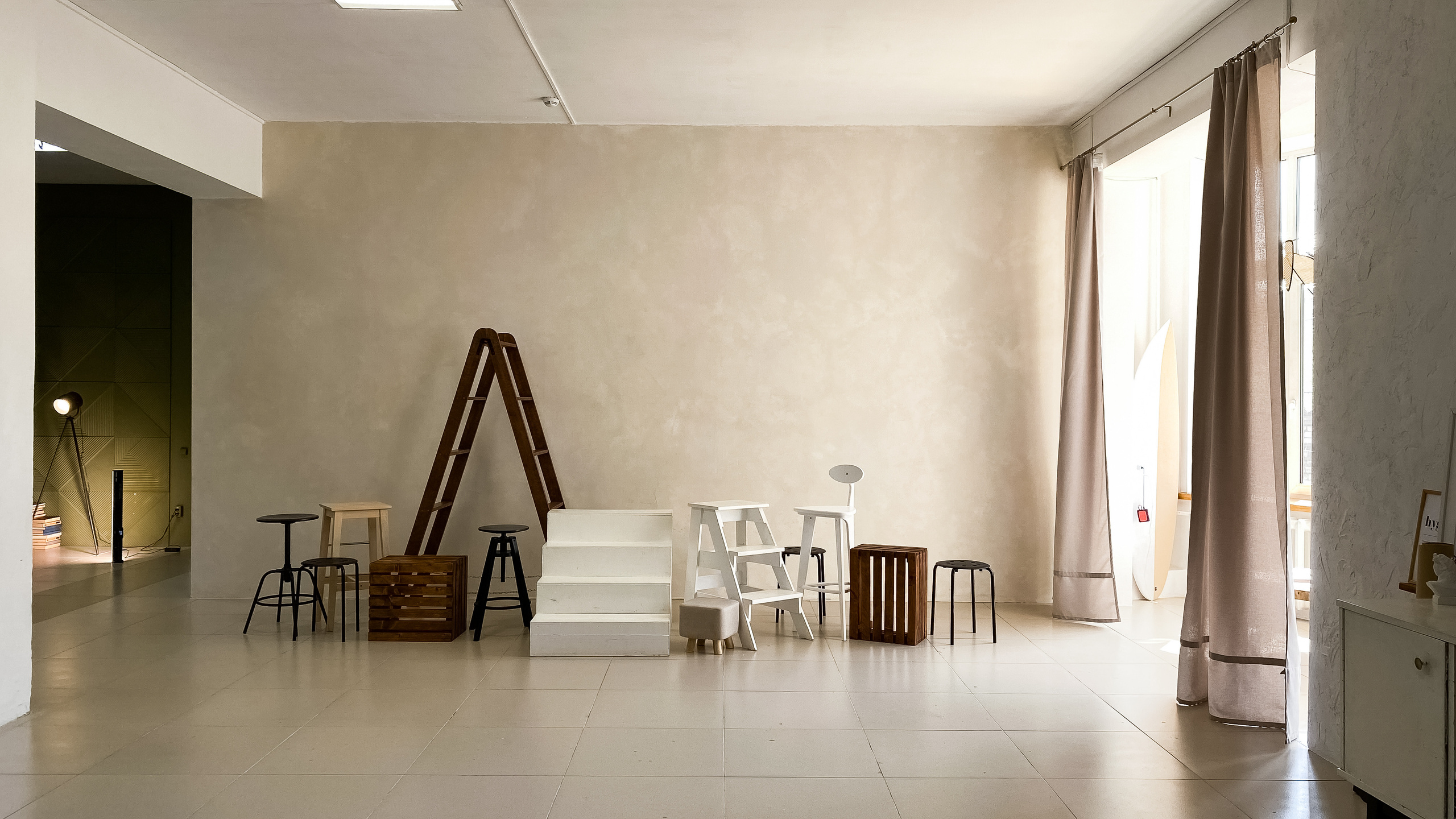 Фото самой студии. Выпускные альбомы и фотосессии в Кирове от Протасовой Жени