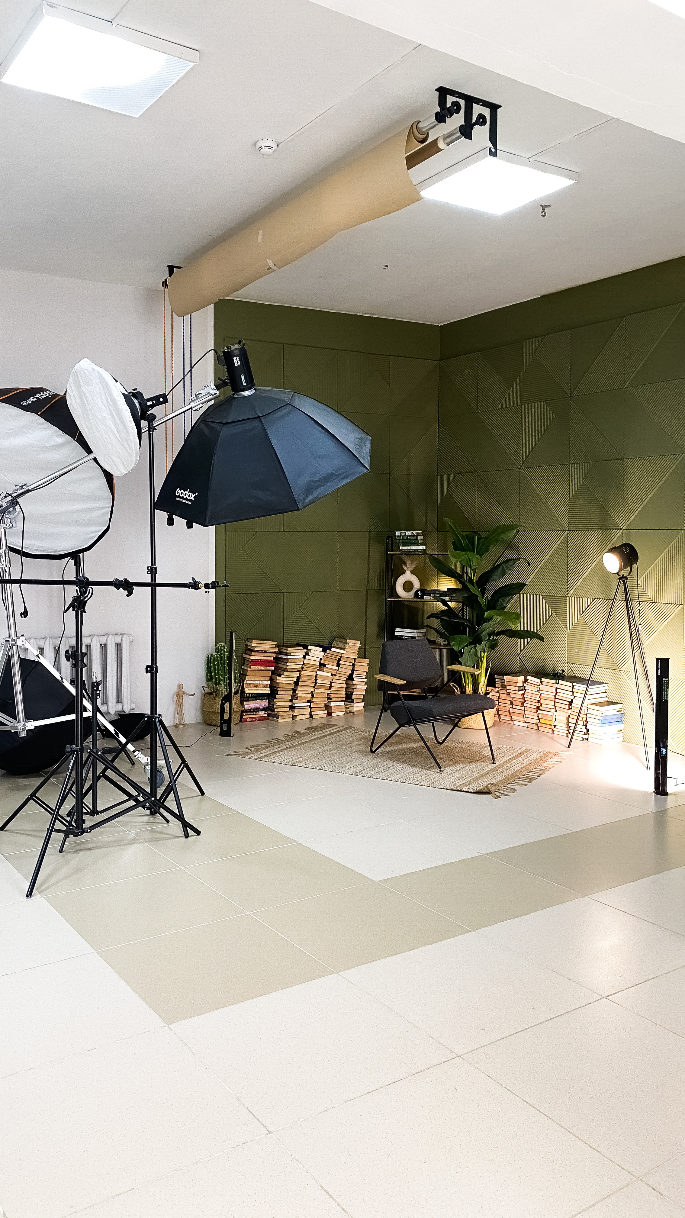 Фото самой студии. Выпускные альбомы и фотосессии в Кирове от Протасовой Жени