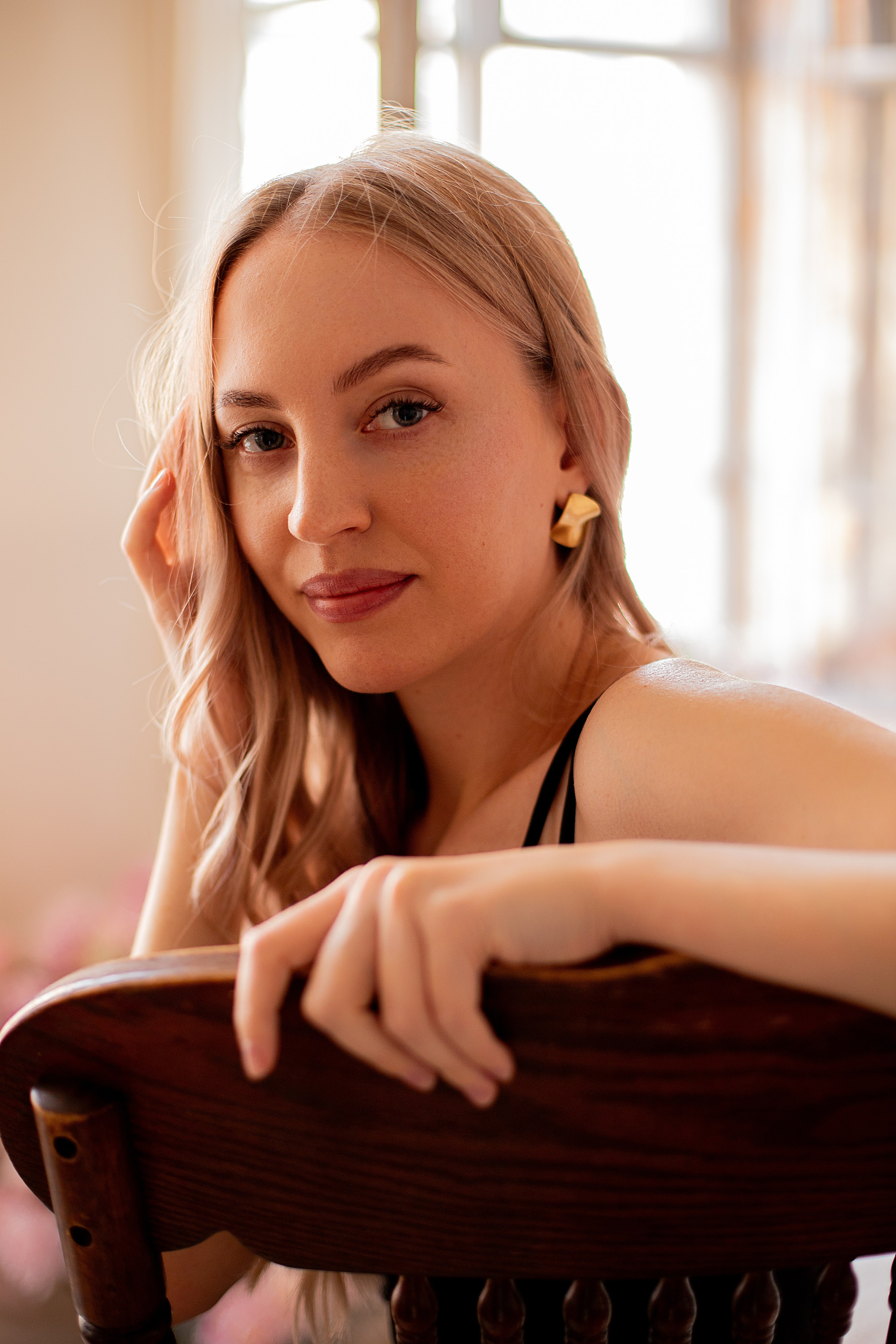 Съемка в живых пионах. Семейный и индивидуальный фотограф в Ростове-на-Дону