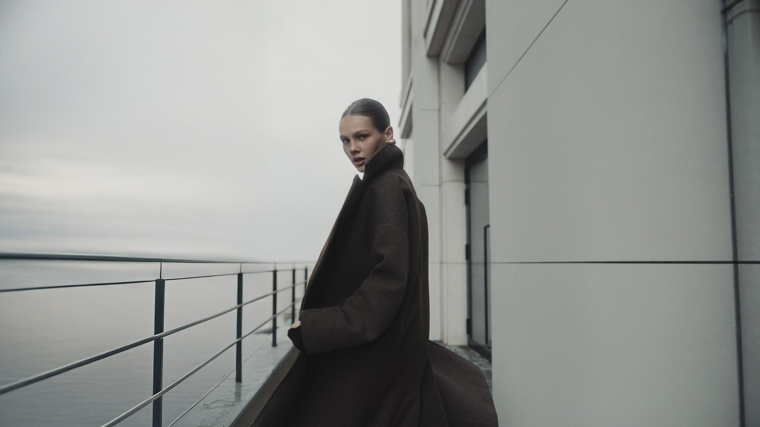 Портретный и предметный фотограф в Казани Антон Аванзато