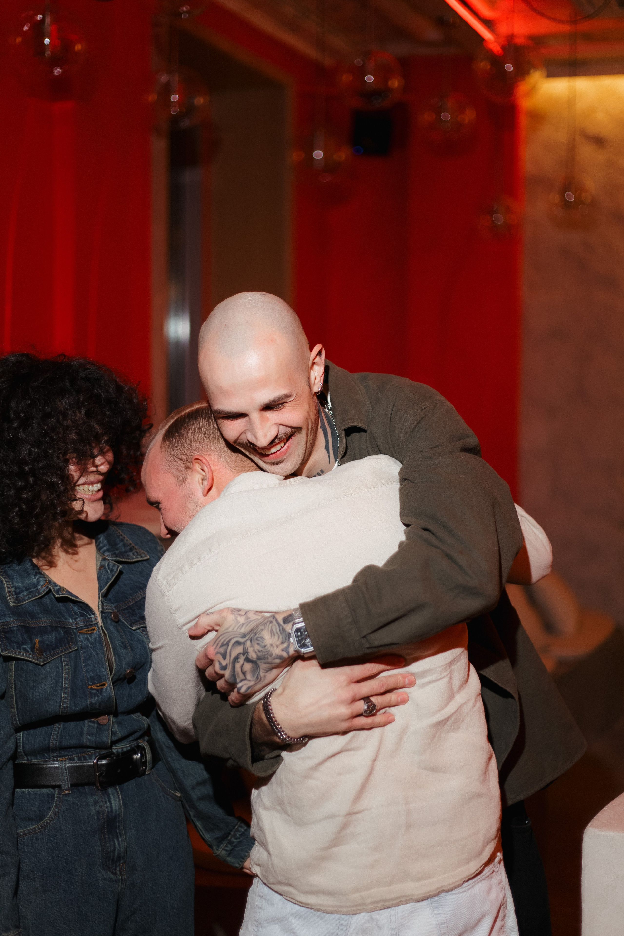 AMORE ОТКРЫТИЕ — DAY II. СВОИ. ФОТООТЧЕТЫ-СОБЫТИЯ-МЕСТА