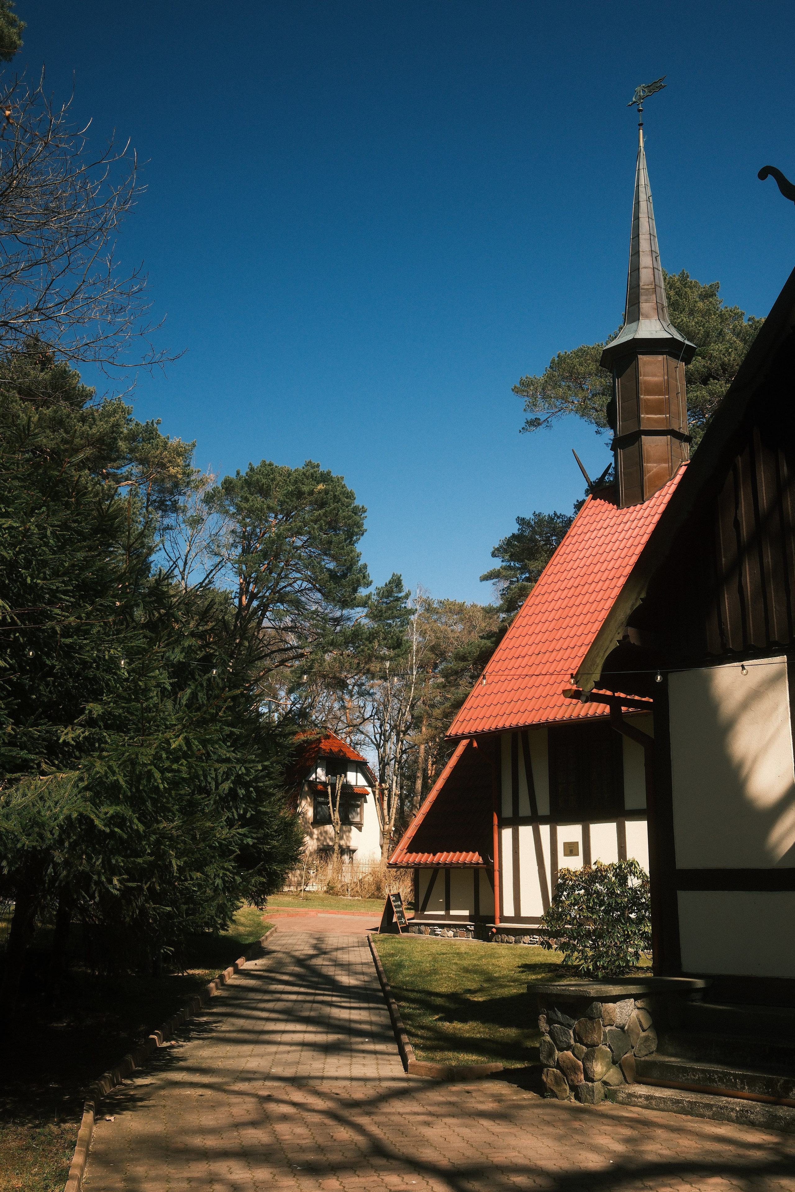 Koenigsberg. M. Neizvestniy — уличная и спортивная фотография