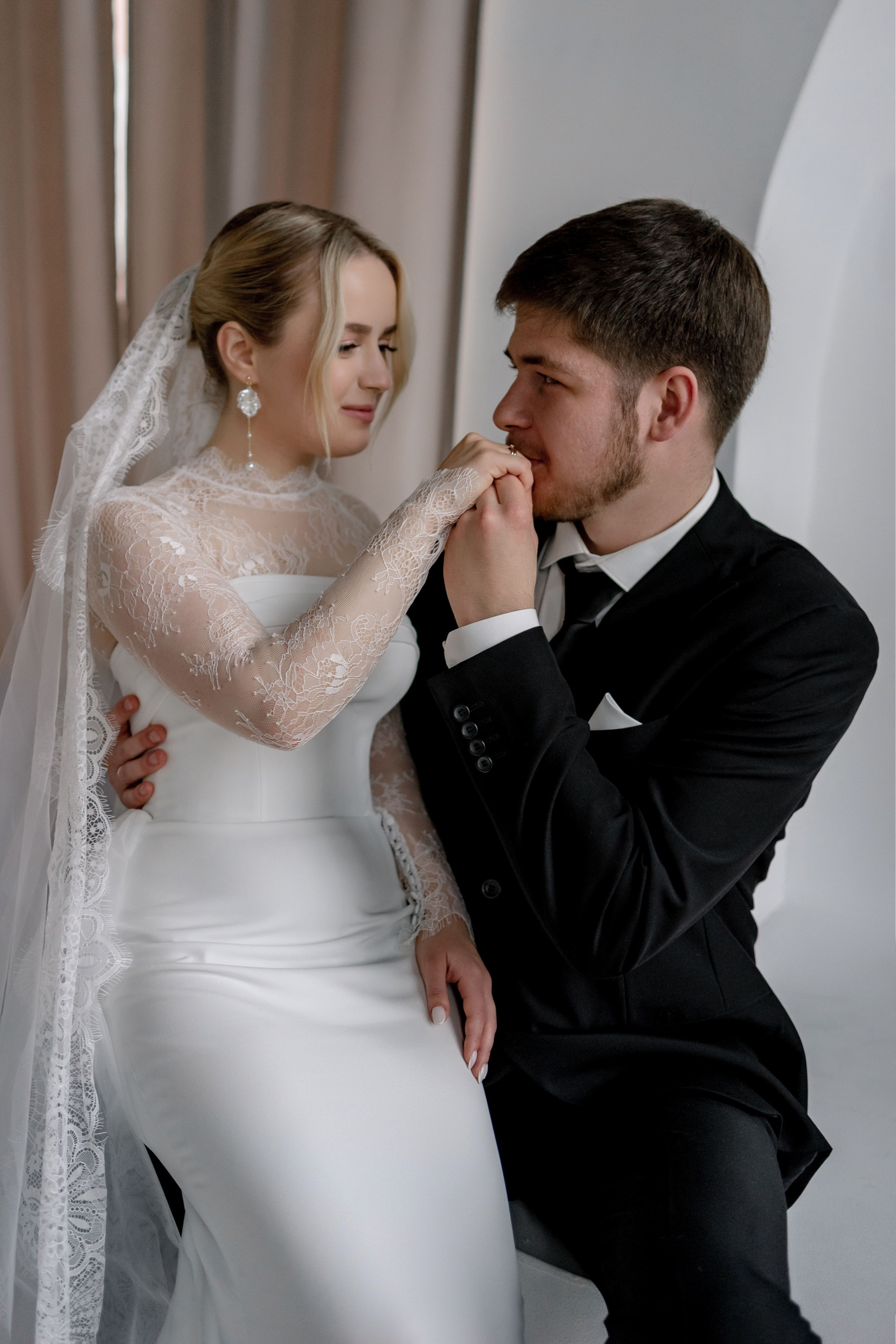 Свадьба в Уфе, венчание в Евангелическо-Лютеранская церкви. Свадебный фотограф в Уфе — Данилова Елена