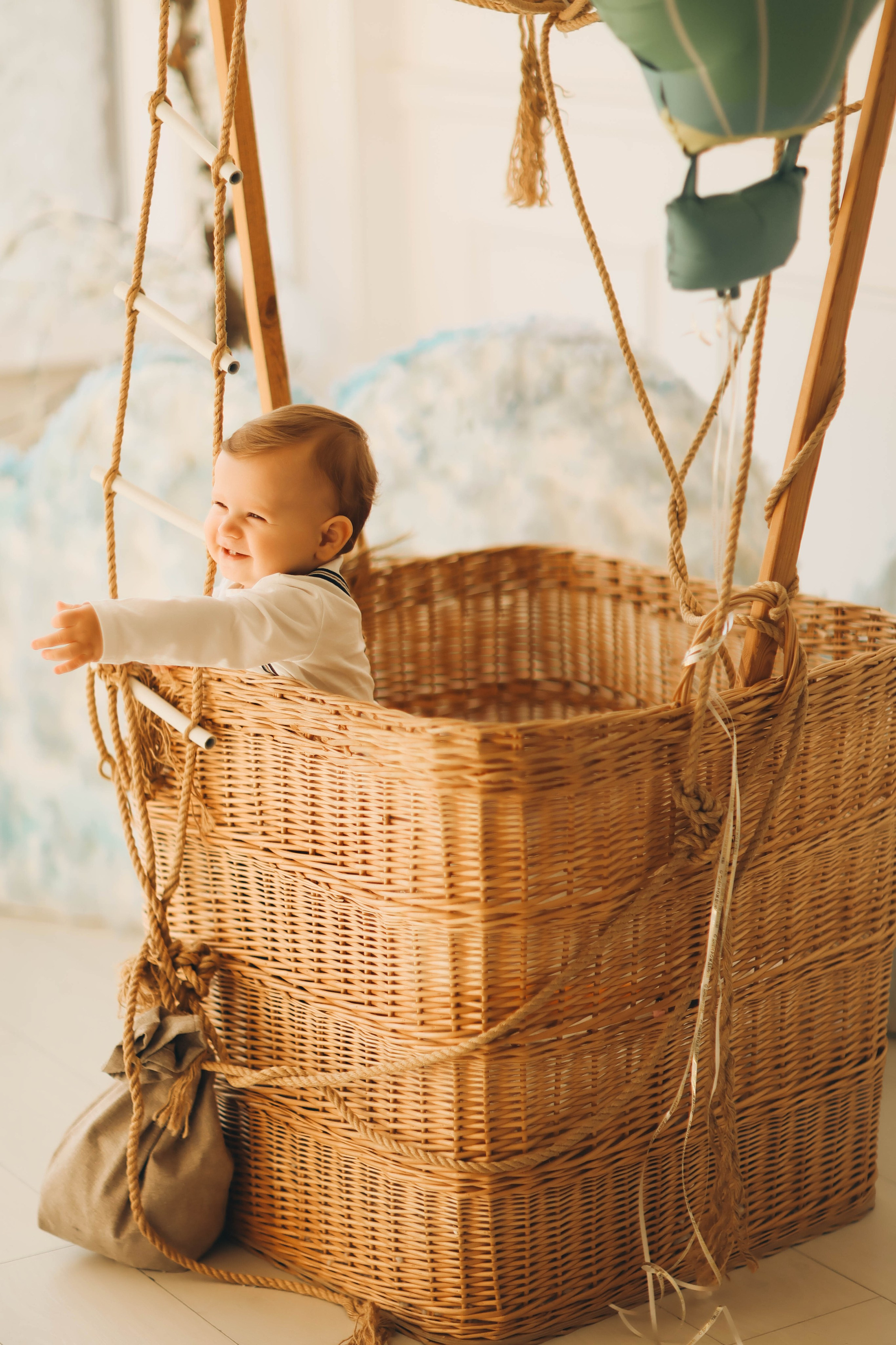 Vladimir ONE. Kharchenkotatianaweddingphoto