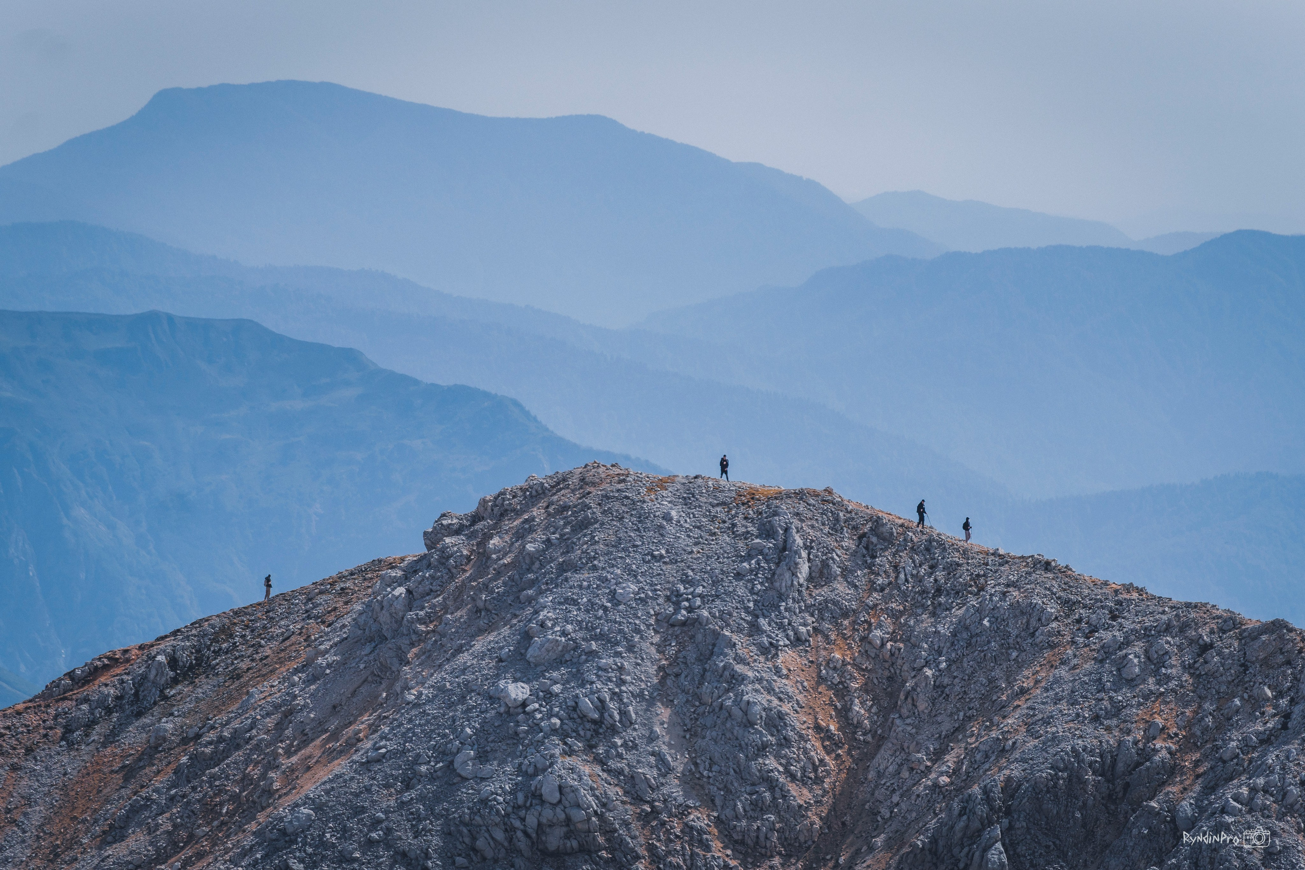 Поход на Оштен с командой Мадьяр 10.09.24. Репортажный фотограф в Краснодаре Рындин Дмитрий