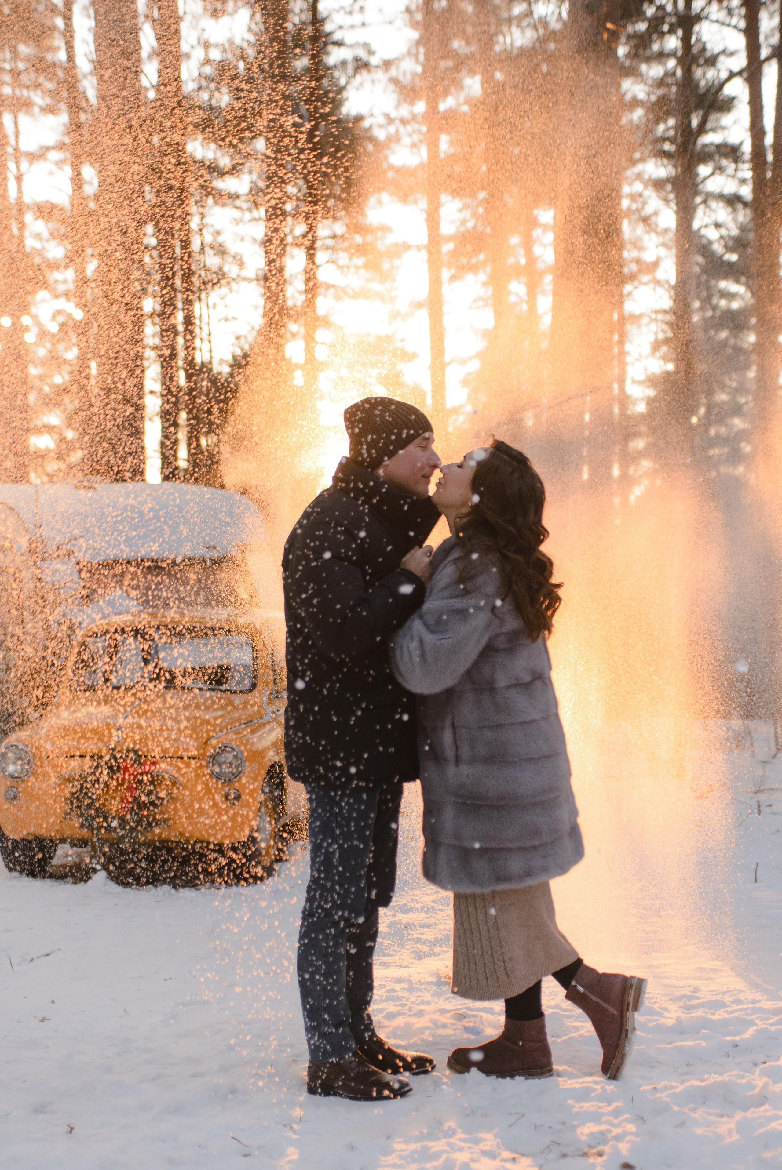 Зимой в трейлере. Свадебный фотограф Ижевск Петр Шишков