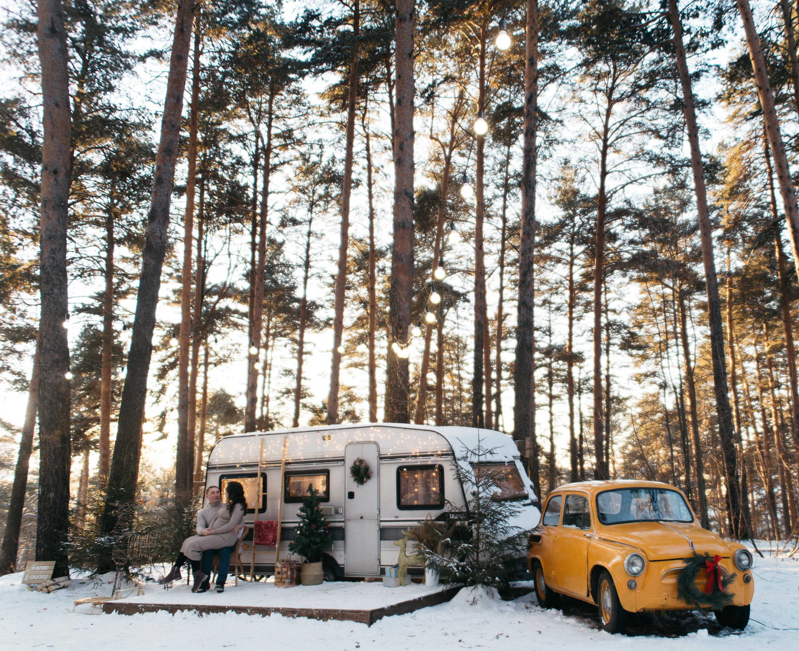 Зимой в трейлере. Свадебный фотограф Ижевск Петр Шишков