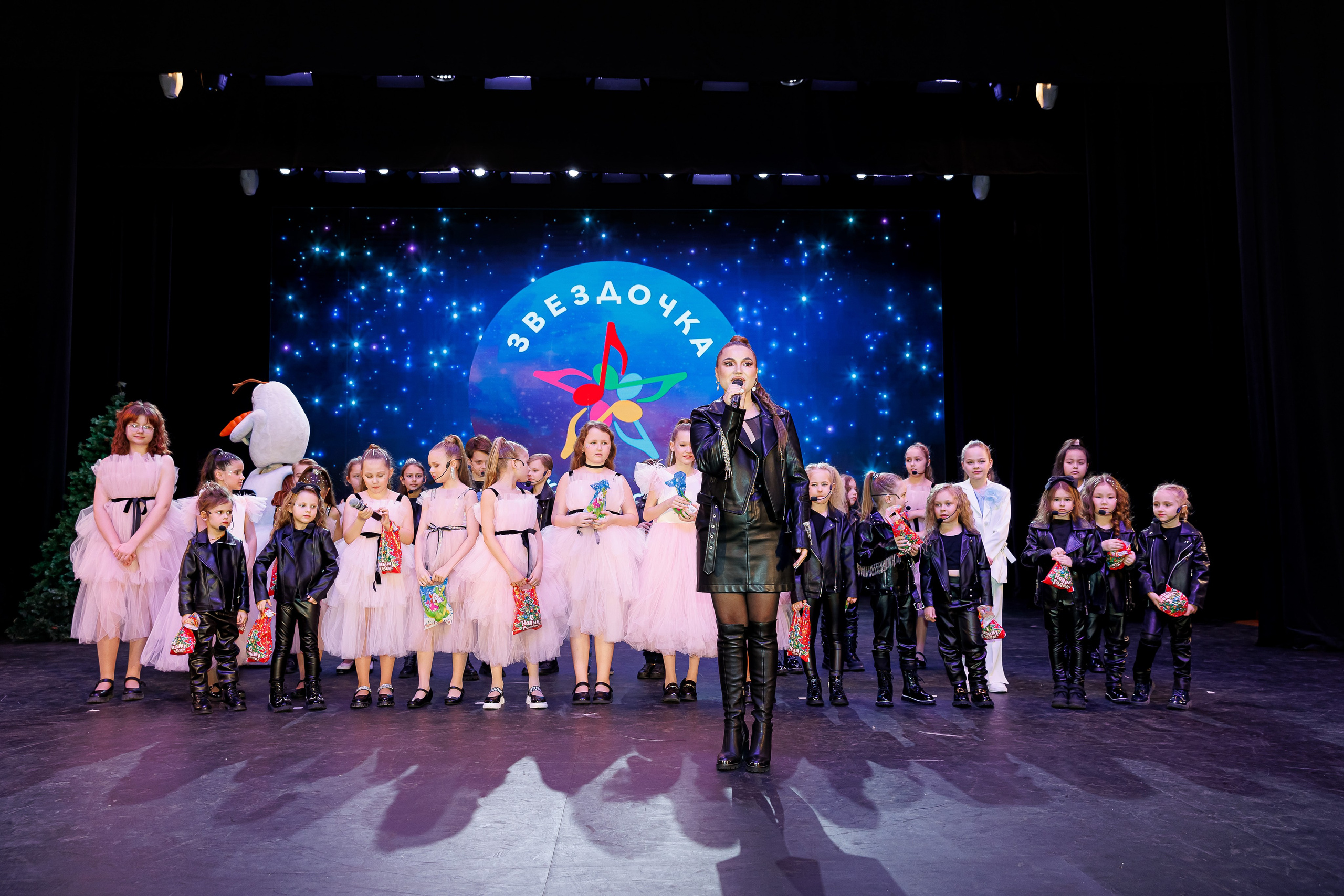 Отчетный концерт вокальной студии «Звёздочка». Семейный и детский фотограф Комина Елена, Власиха, Одинцово