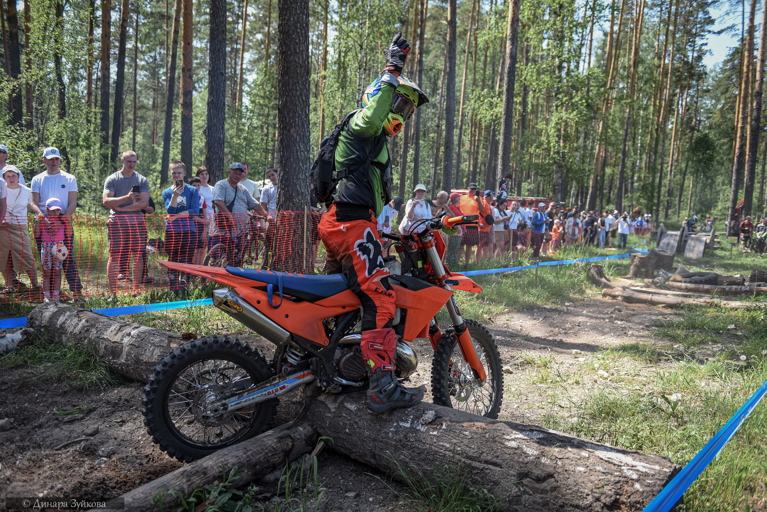 В поиске зацепа. Мотофотограф в Нижнем Новгороде Динара Зуйкова