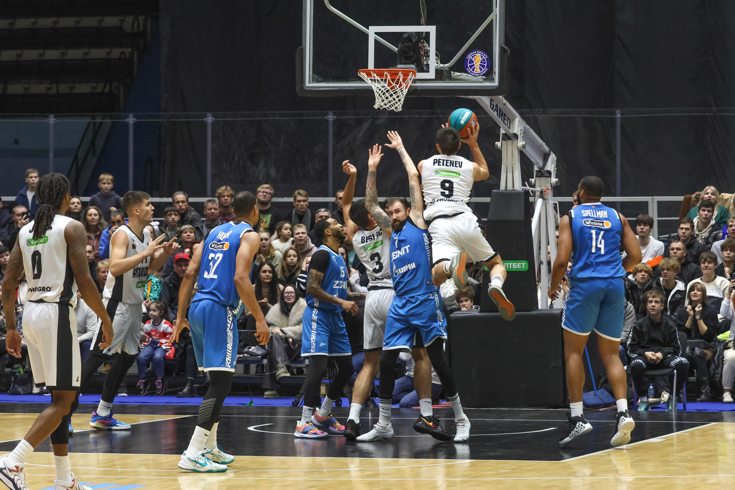 Автодор — Зенит 84:88. Фотограф Дмитрий Алексеев