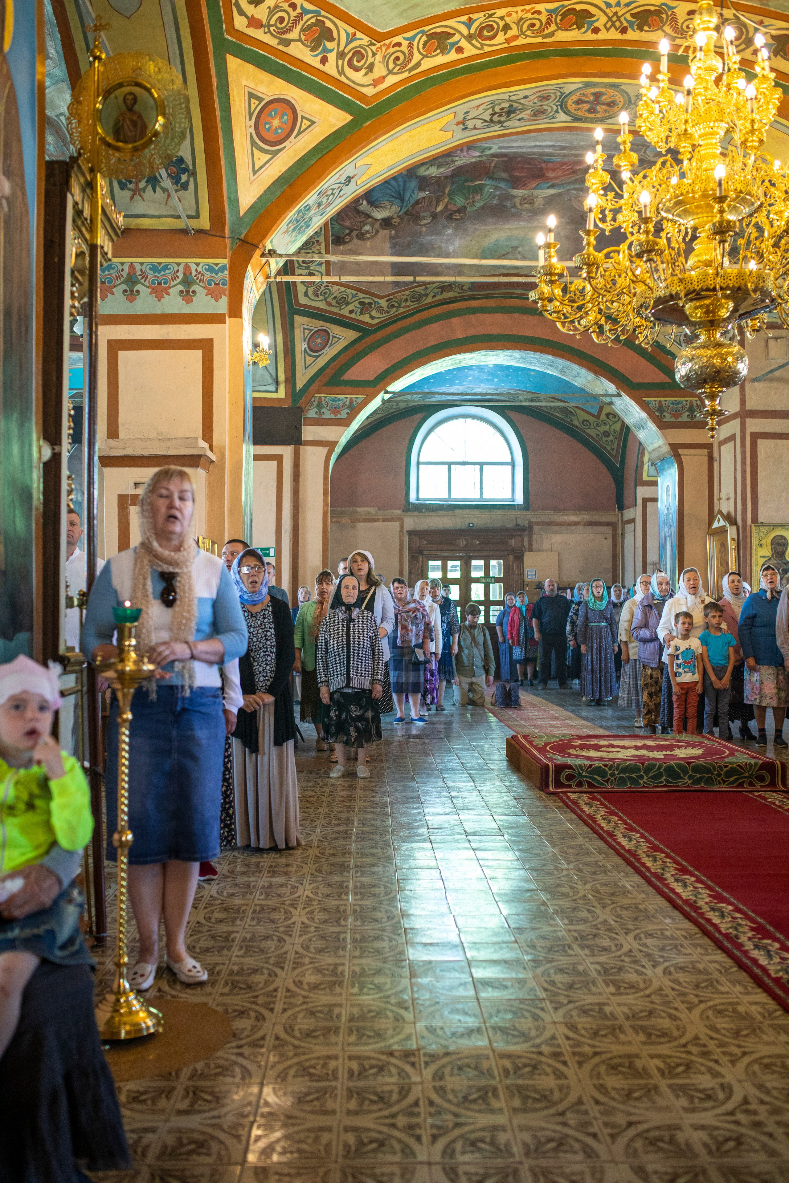 Служба епископа Александровского и Юрьев-Польского Иннокентия. Арт- фотограф Москва