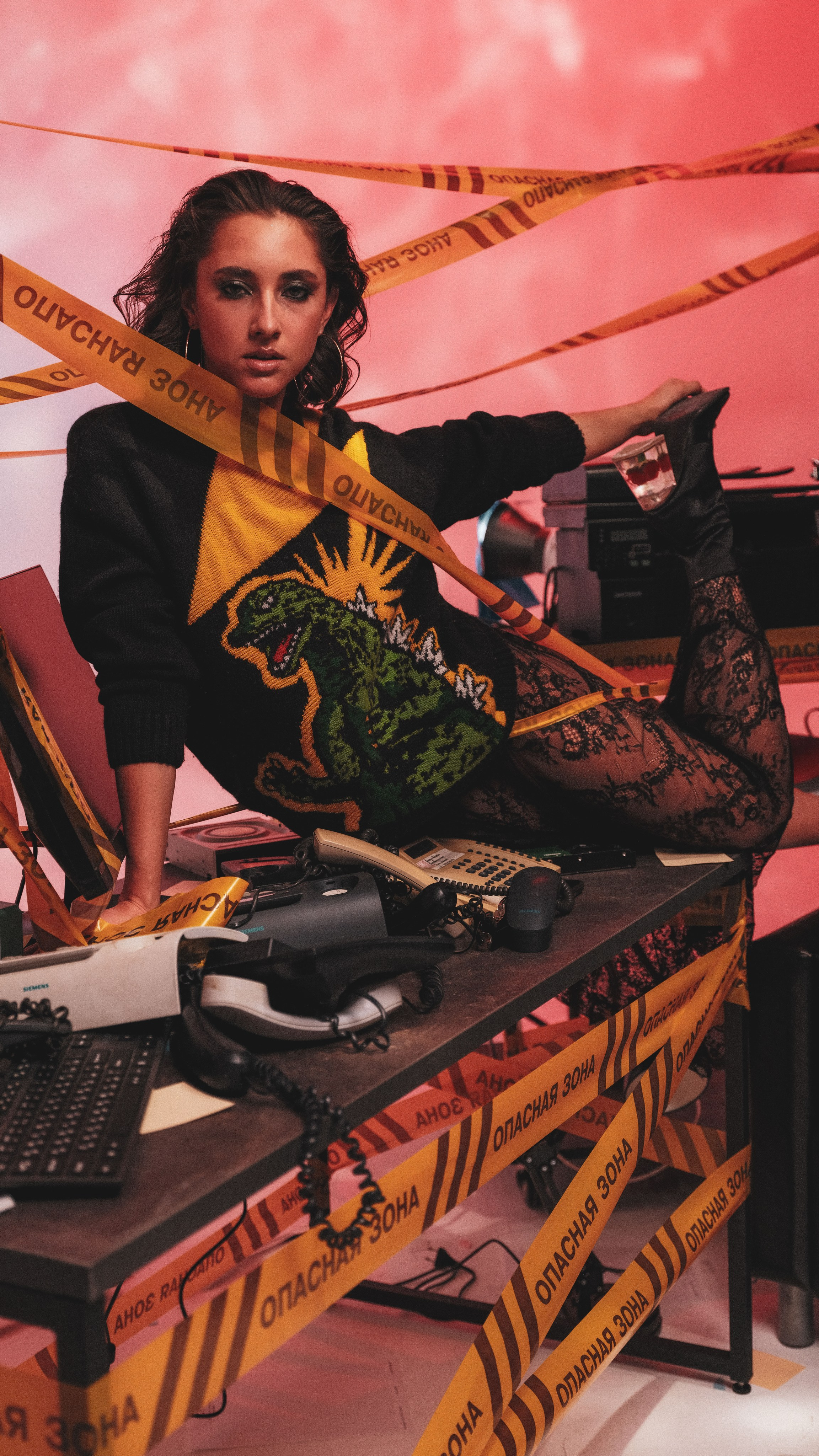 Mod Y — Dangerous office. Frankstidda — photographer