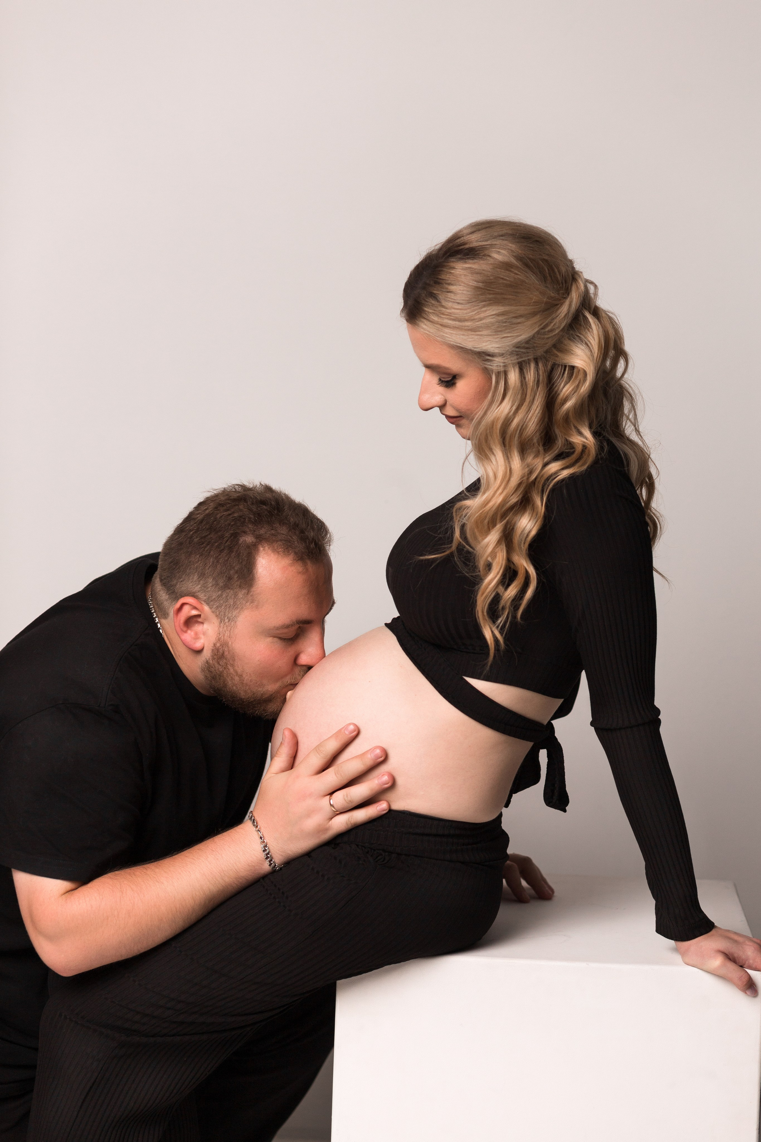 Фотосессия беременности в Омске. Фотограф новорожденных в Омске Анастасия Моисеева