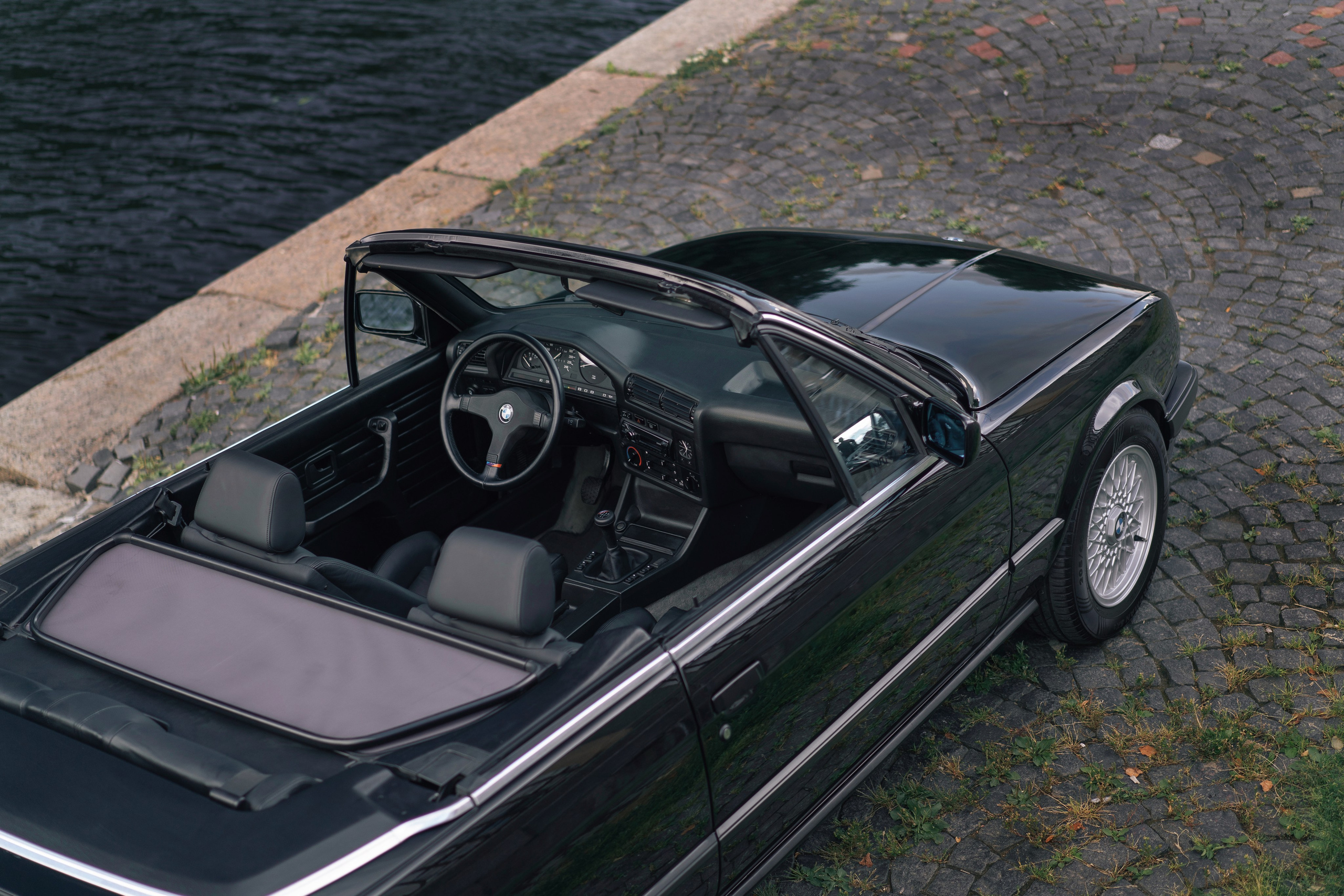 BMW 318i Cabriolet. Автомобильный фотограф Антон Цырулев