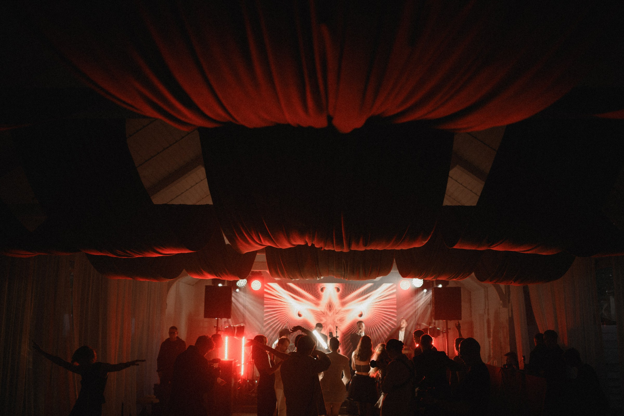 49,89780° N, 86,50650° E. Свадебный и семейный фотограф в Ростове-на-Дону