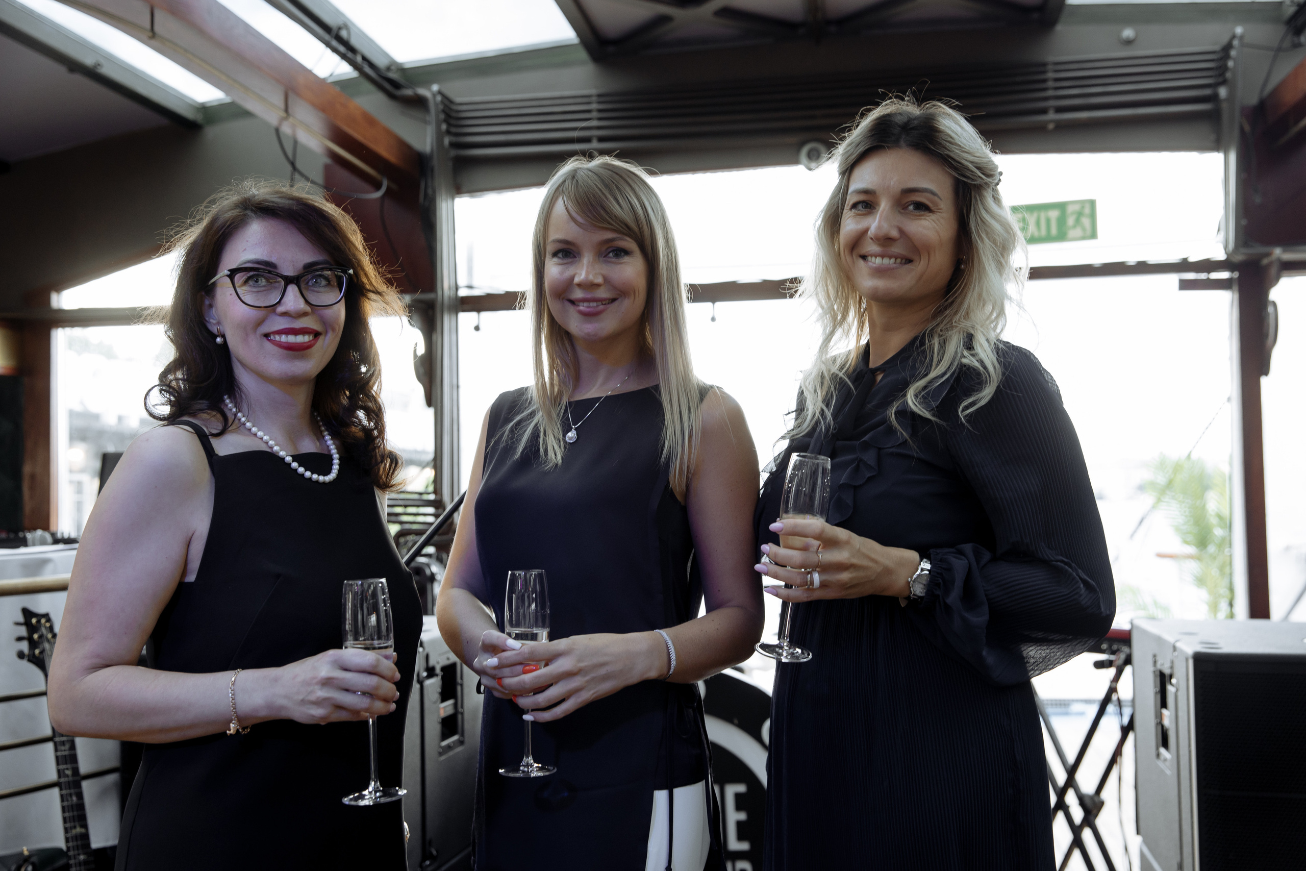 БАРРИКАДА. Свадебный фотограф в Санкт-Петербурге Александр Пащенко