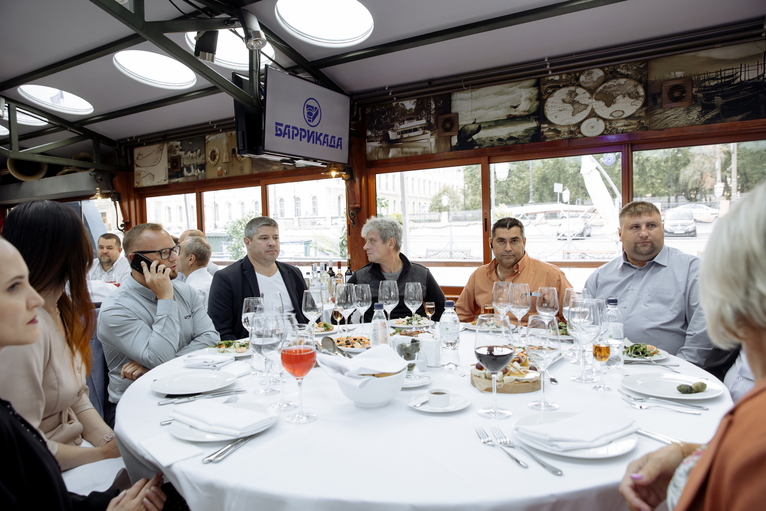 БАРРИКАДА. Свадебный фотограф в Санкт-Петербурге Александр Пащенко