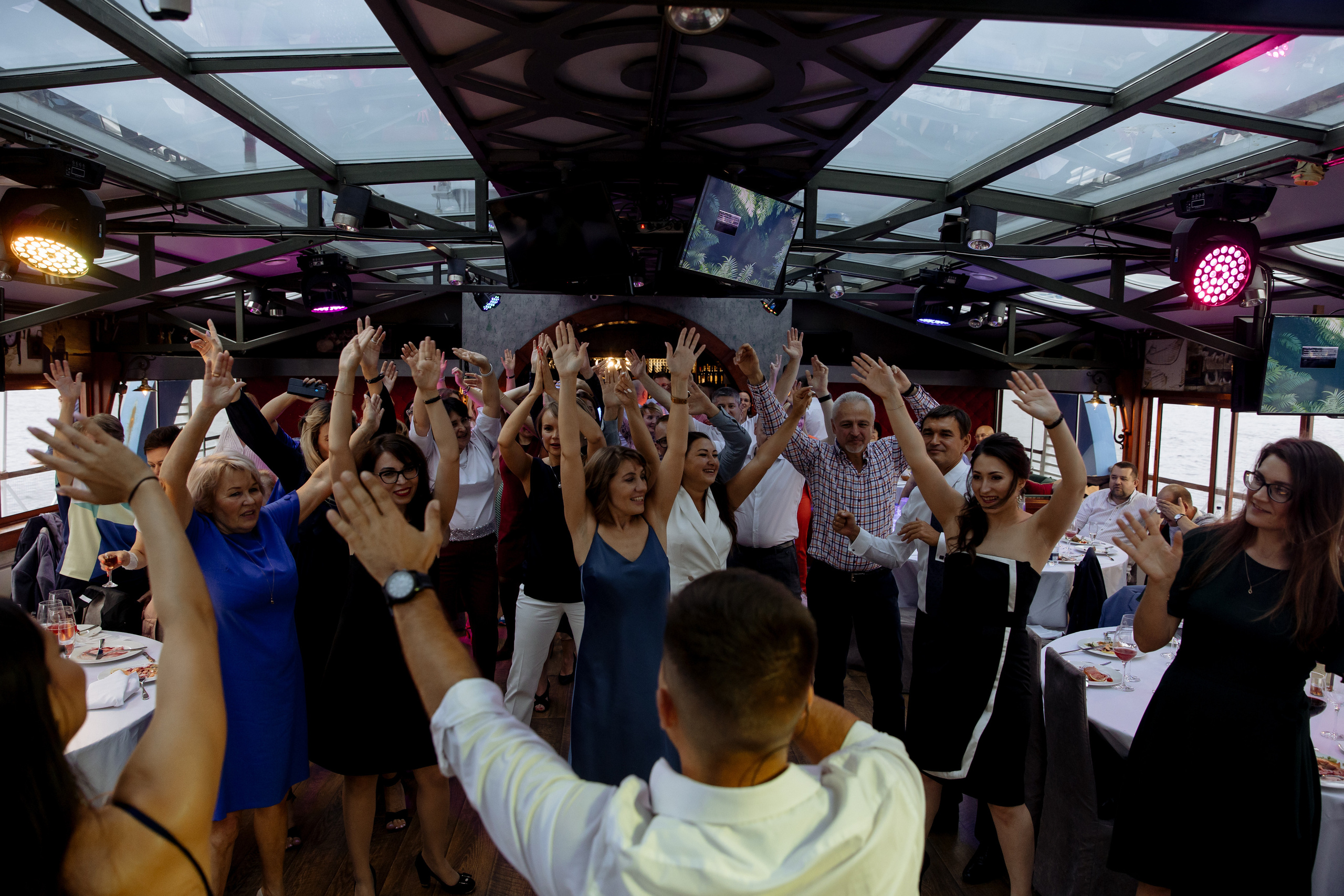 БАРРИКАДА. Свадебный фотограф в Санкт-Петербурге Александр Пащенко