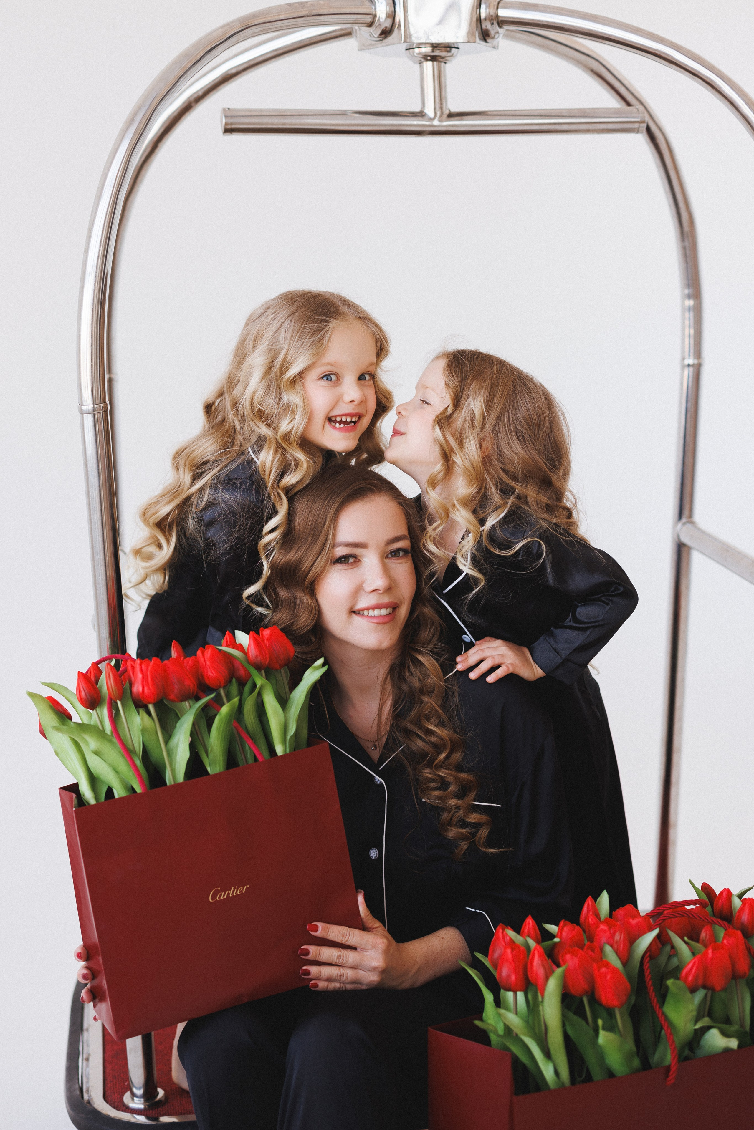 Фотосессия для девочек в тематике «Гардеробная». Семейный и детский фотограф в Краснодаре Анна Трашкова