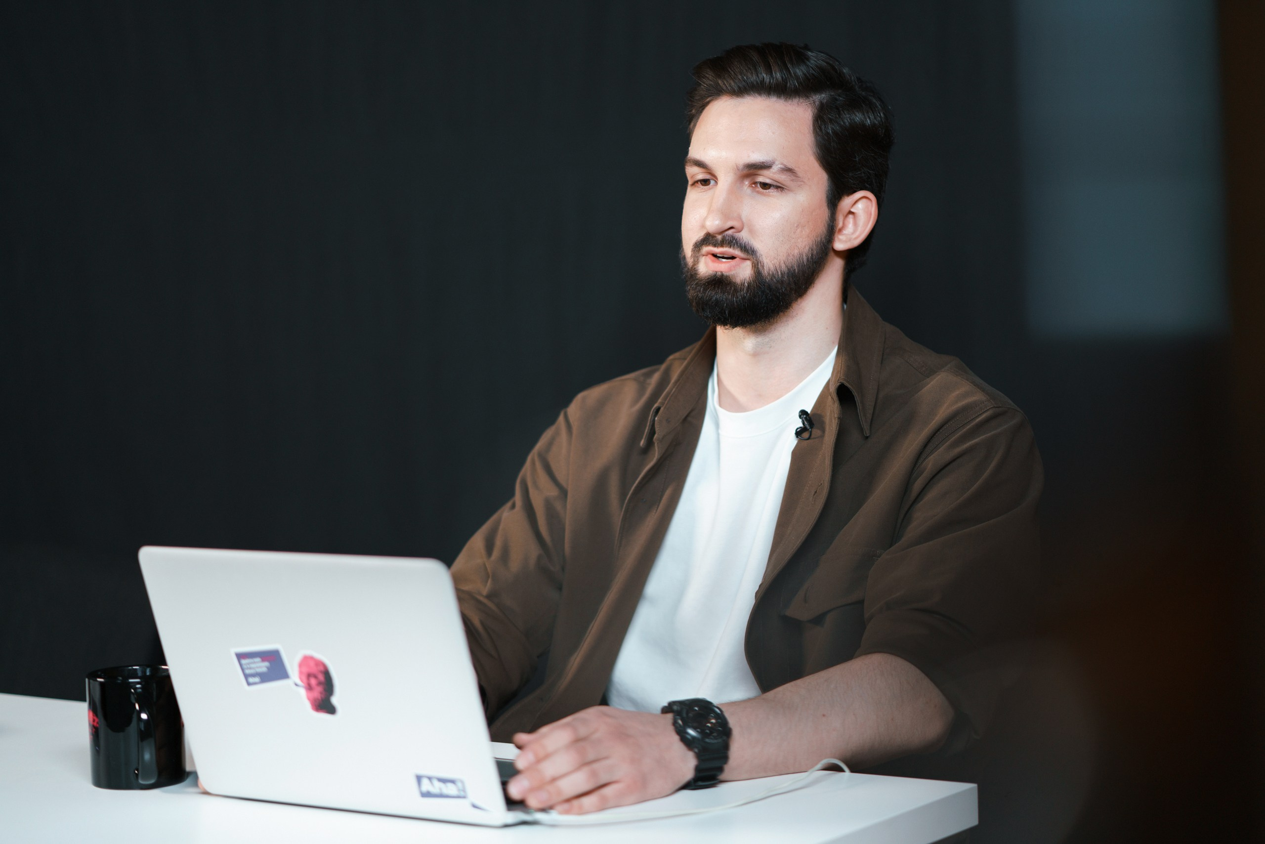 Aha! — 9 апреля 2021. Фотобанк Матемаркетинг