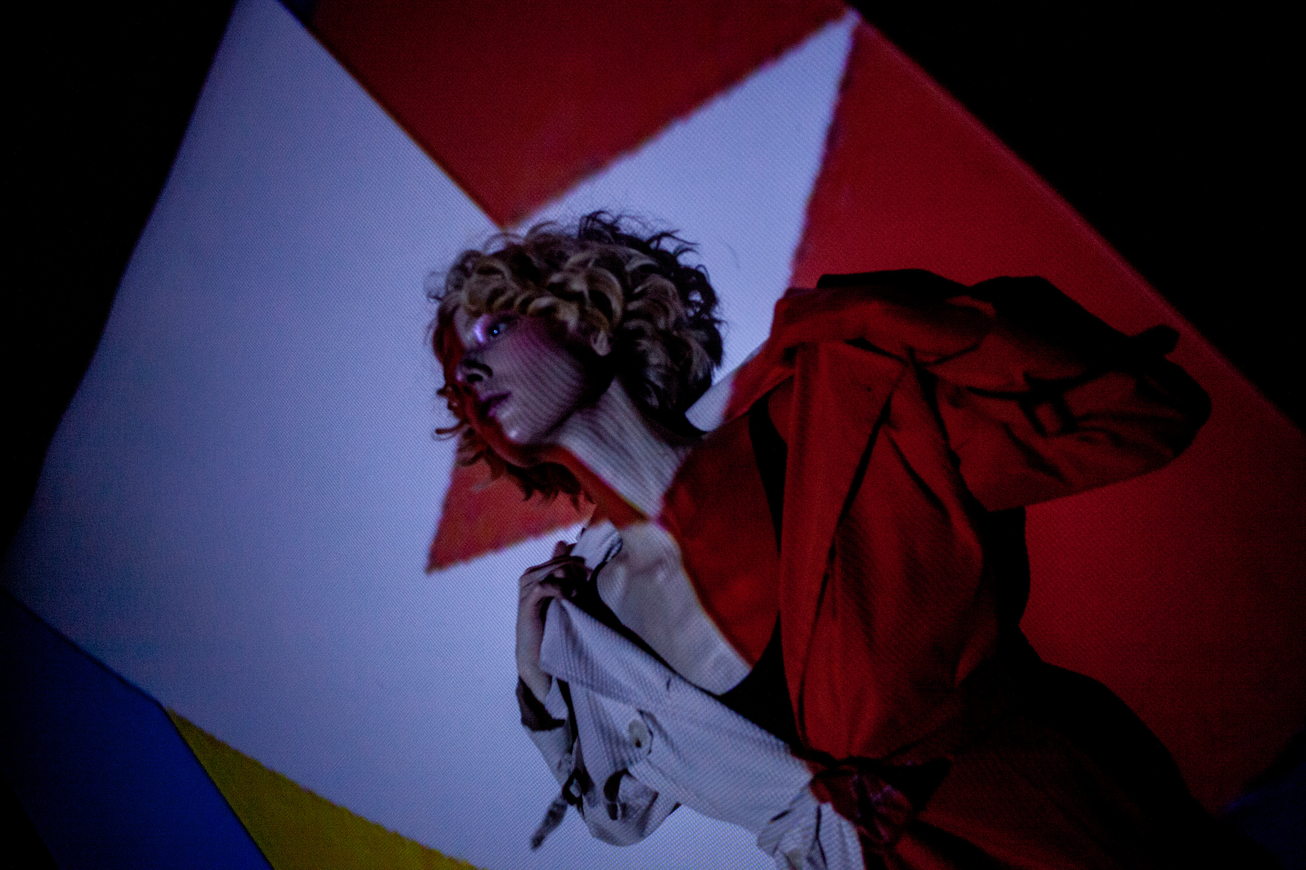 Проектор. Фотограф в Туле Шапка Полина