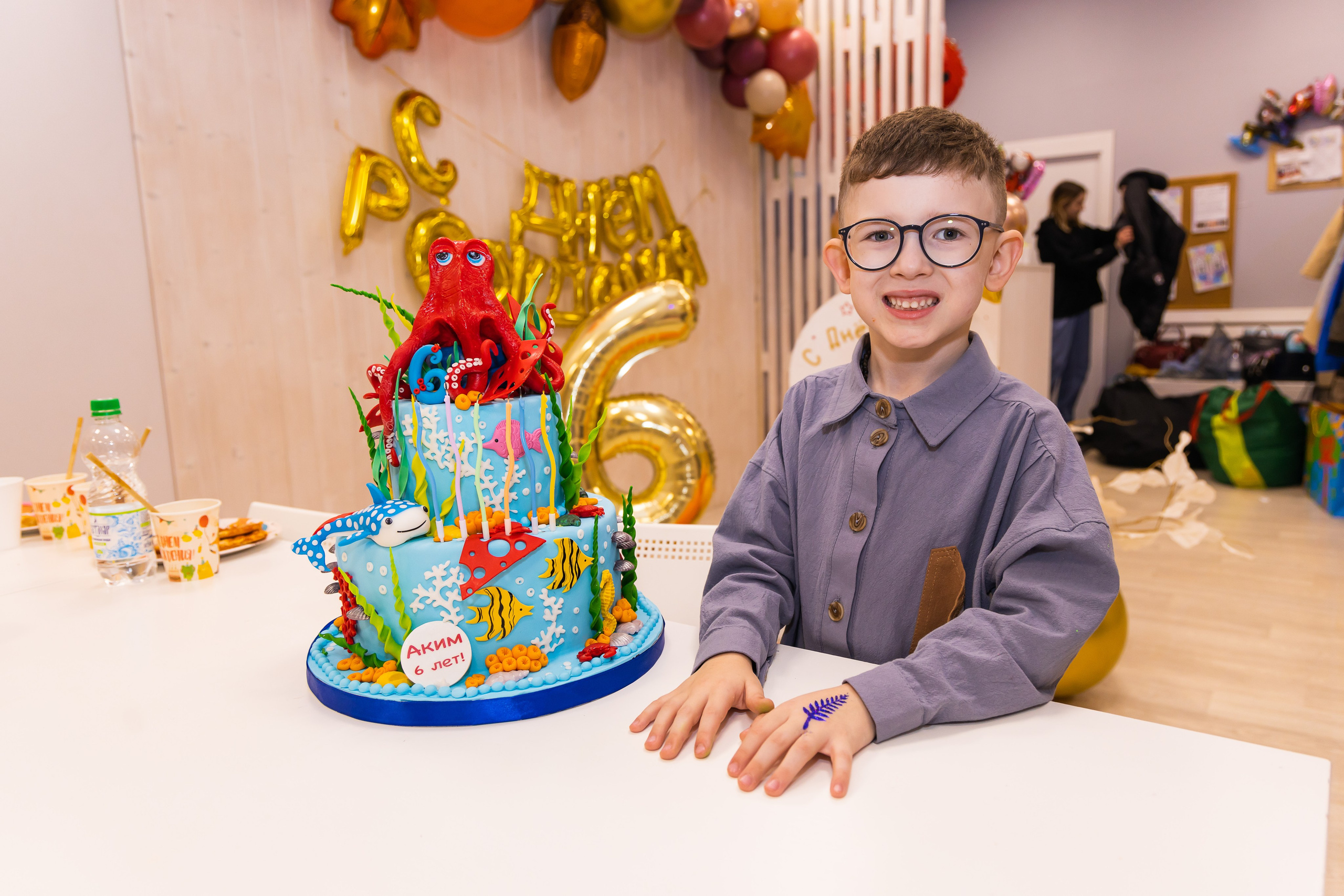 Неоновое День рождения. Семейный и детский фотограф в городе Подолск МО Крылова Ирина