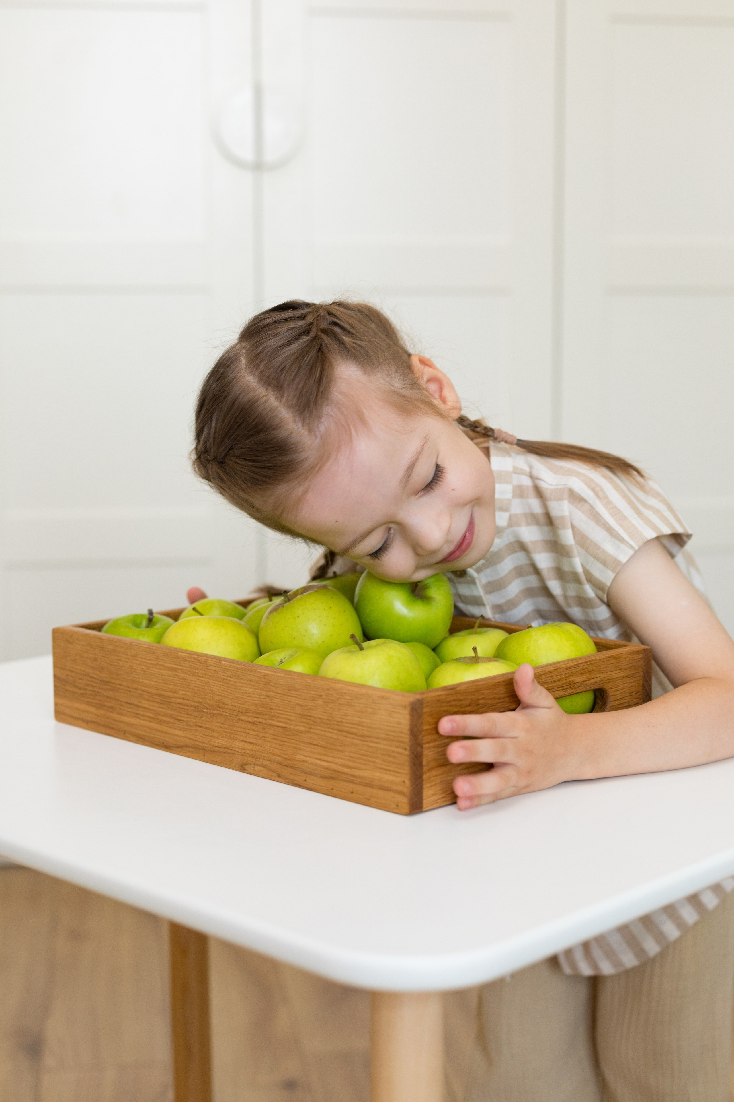 Фотосессия для бренда деревянных изделий для дома. Детский и контент фотограф Надя Волкова Санкт-Петербург