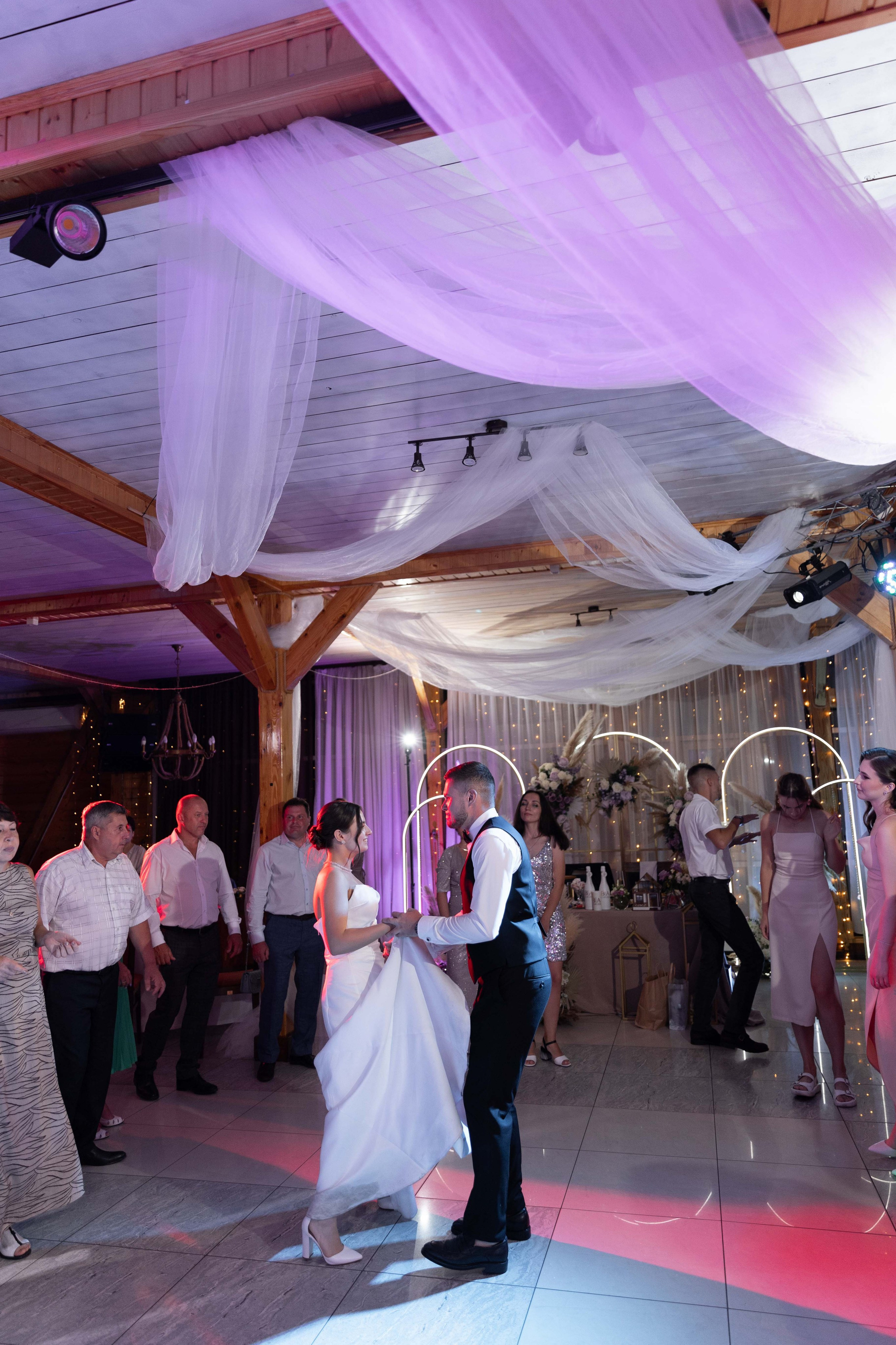 Анастасия и Виктор. Я Ира и я фотографирую свадьбы более 10 лет