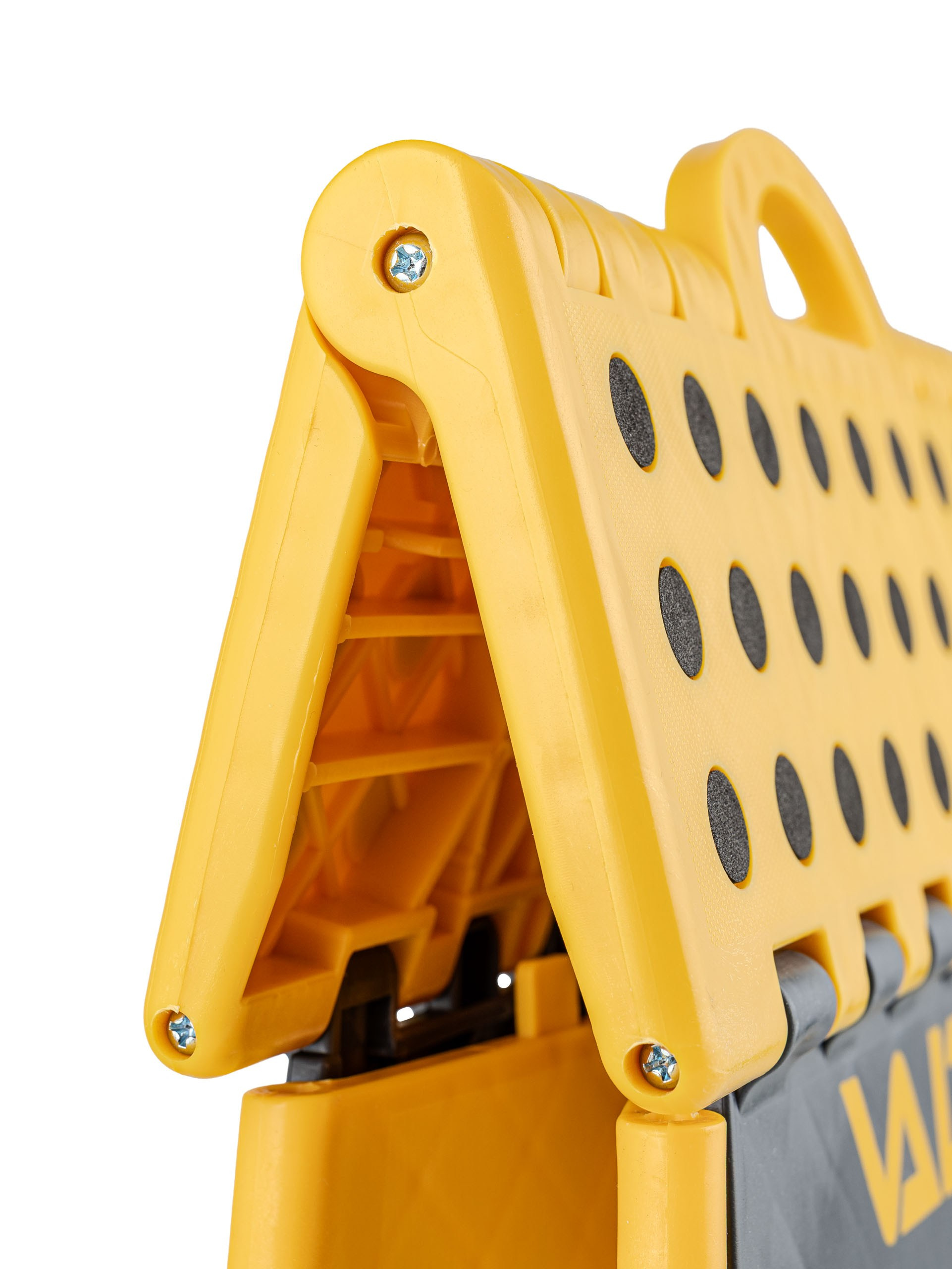 Предметные фотографии бытовых и строительных инструментов