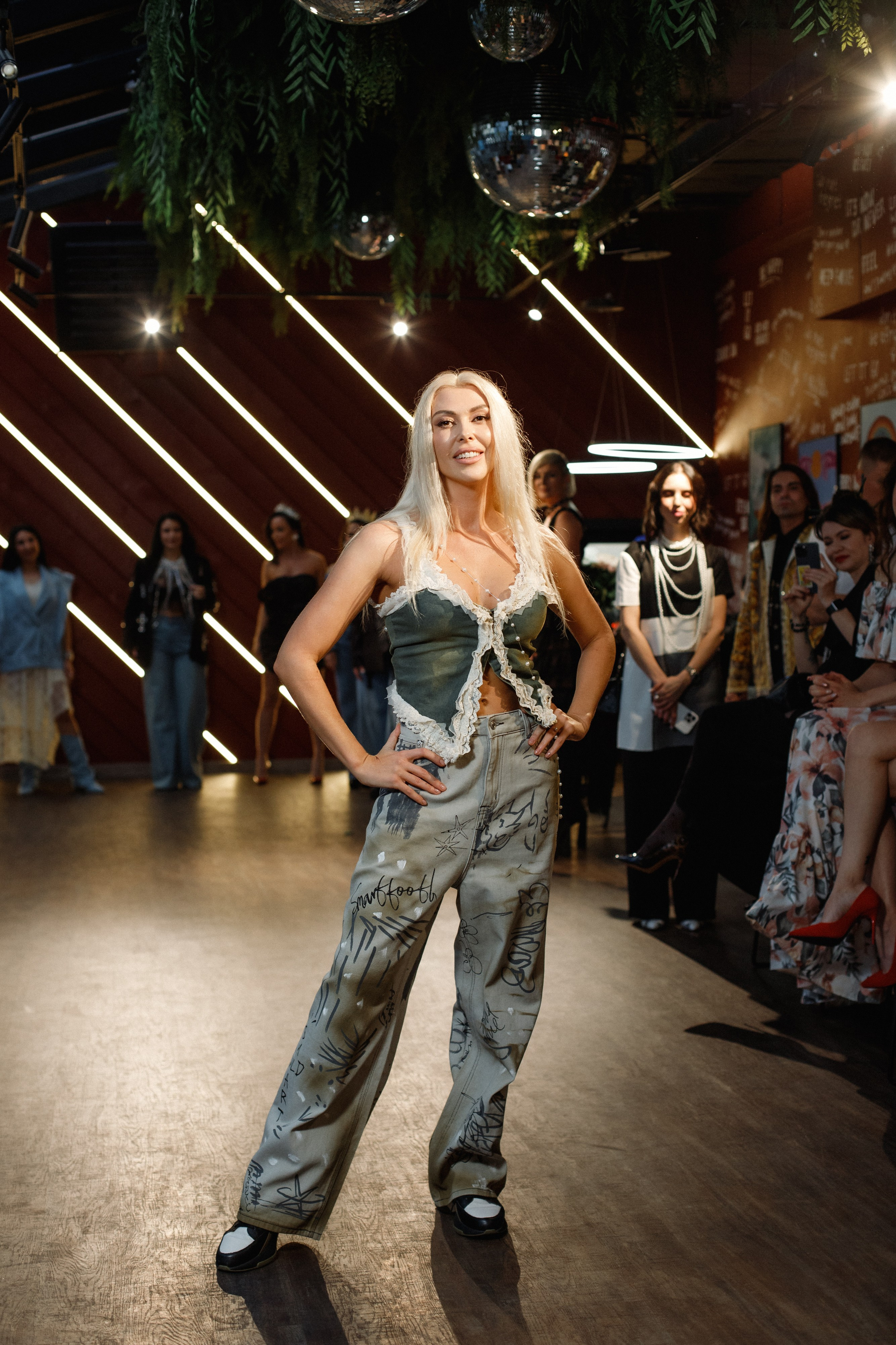 QUEEN KHV [12 ЛЕТ]. СВОИ. ФОТООТЧЕТЫ-СОБЫТИЯ-МЕСТА