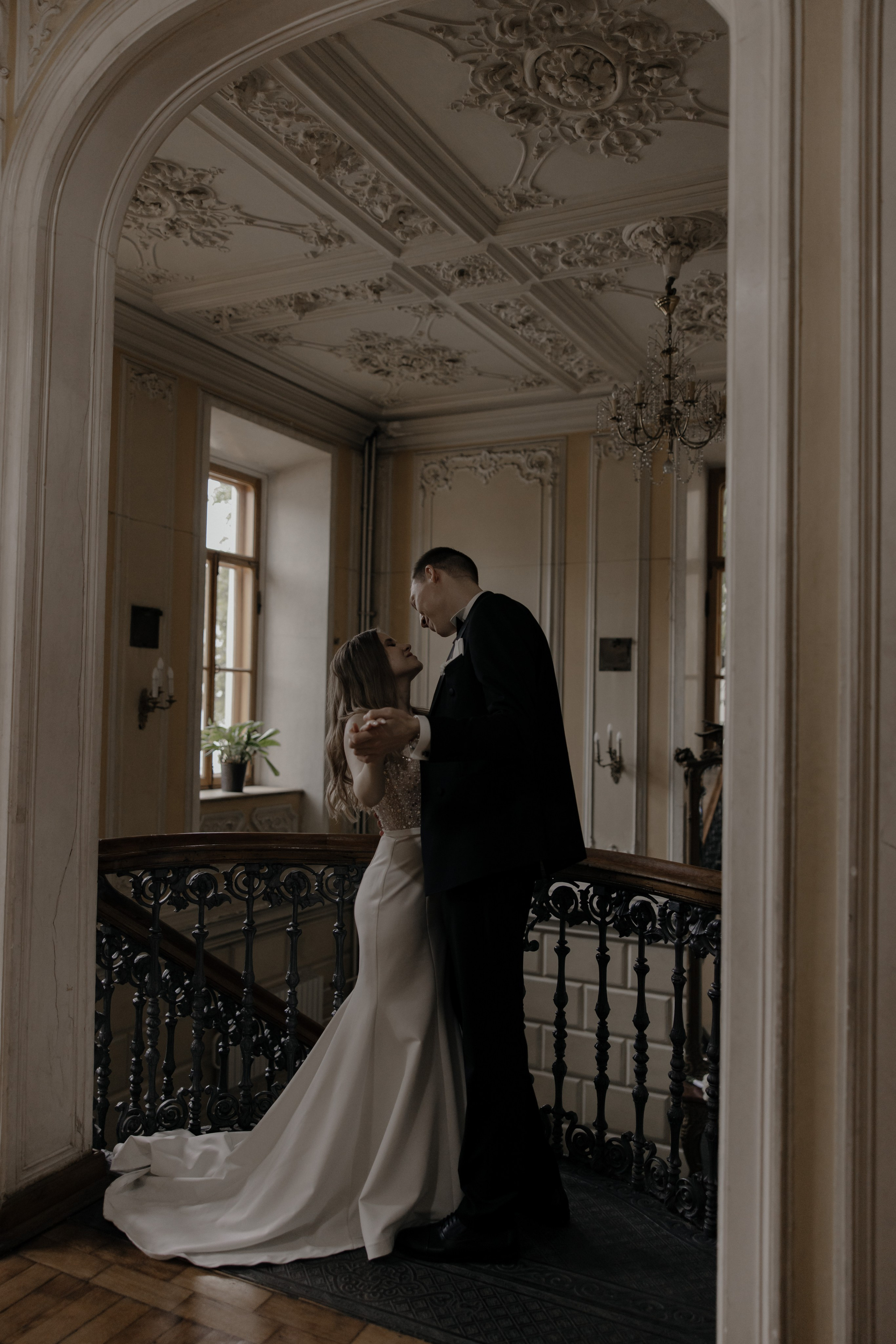 07.05.2024. RETOUCH-HOUSE