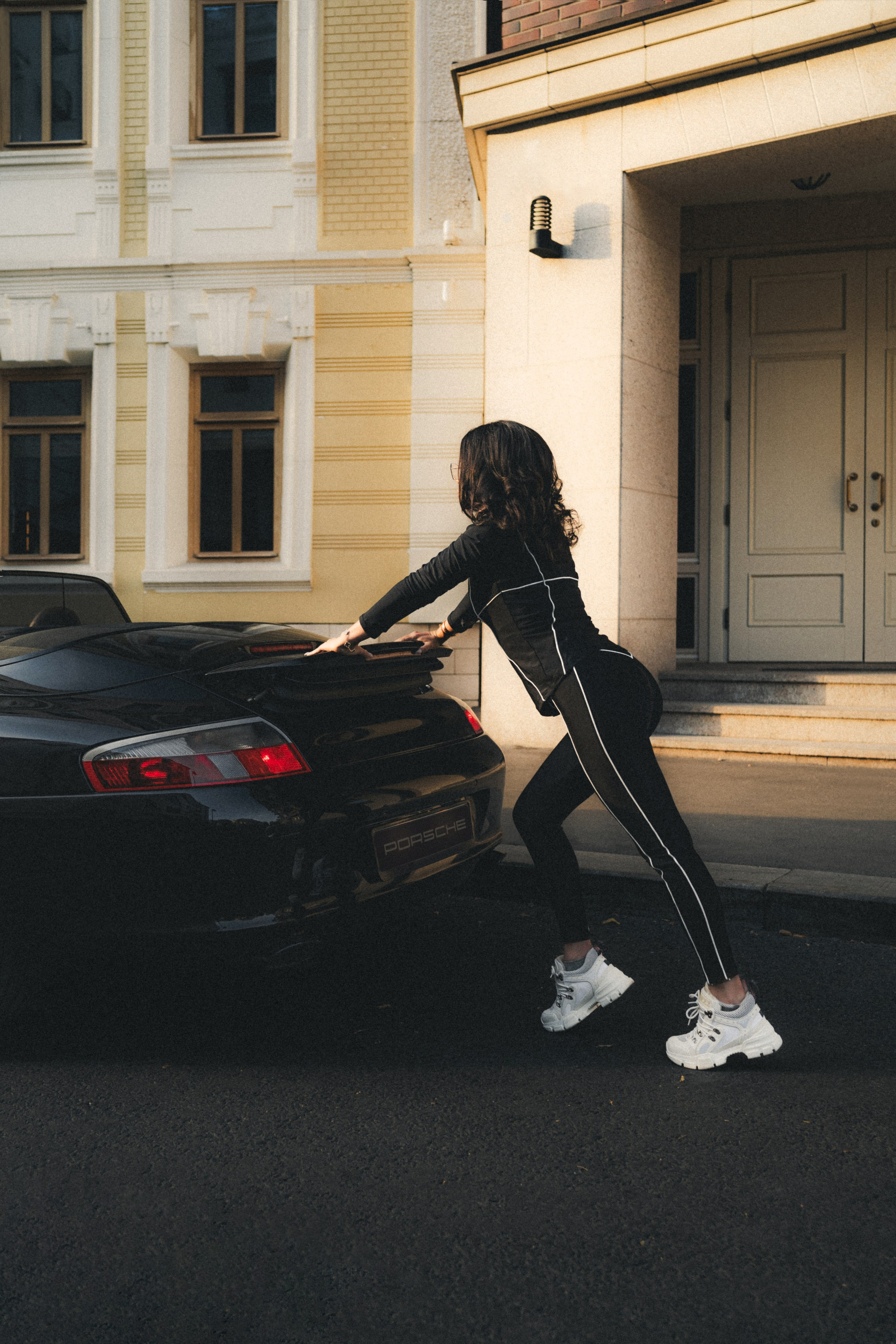 Porsche Carrera 4 Cabriolet x Elina. Фотограф Илья К. в Москве