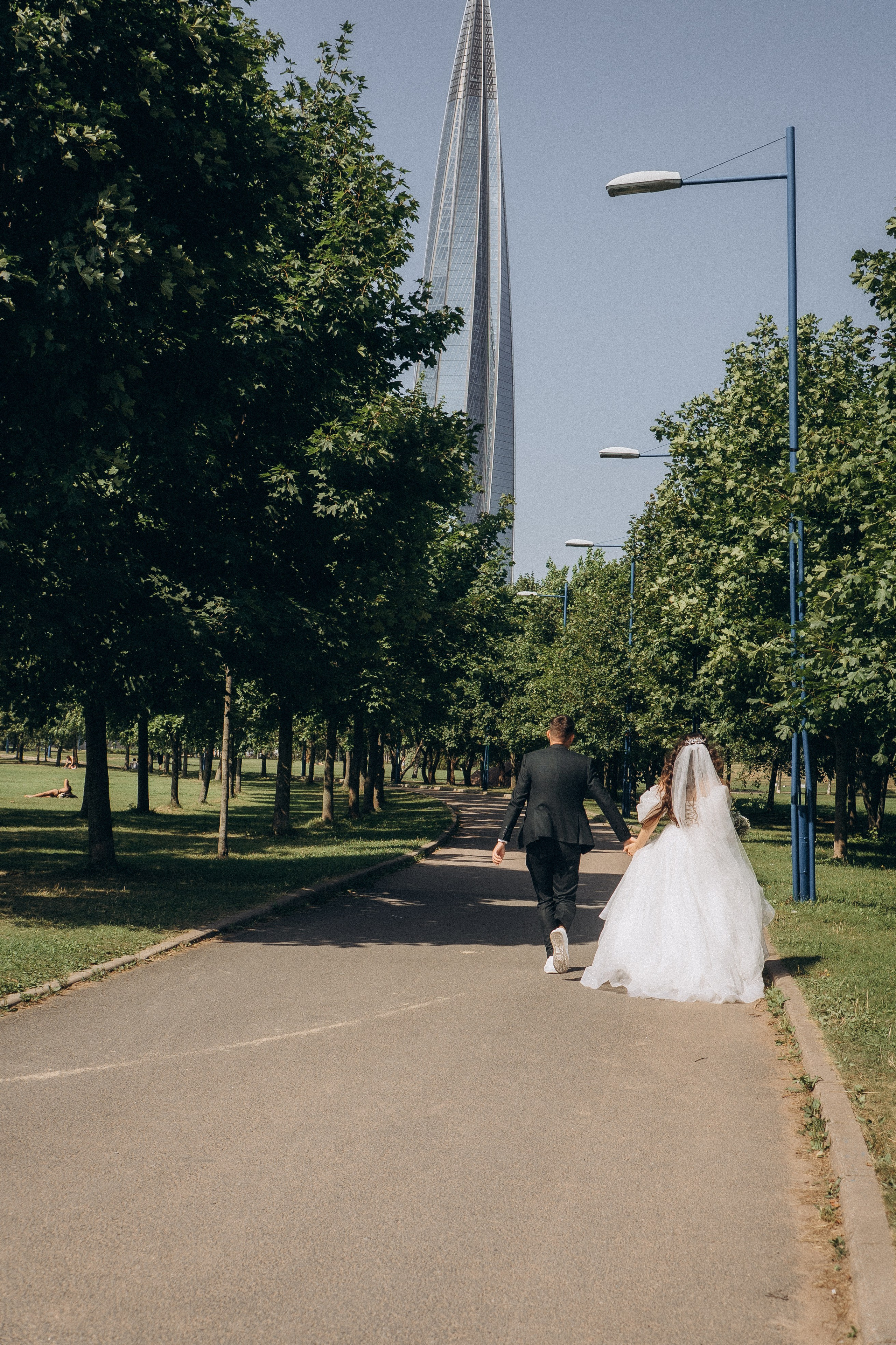 СВАДЕБНАЯ СЬЕМК В ПАРКЕ 300-ЛЕТИЯ. Профессиональный фотограф, Санкт-Петербург — Виктория Богомолова