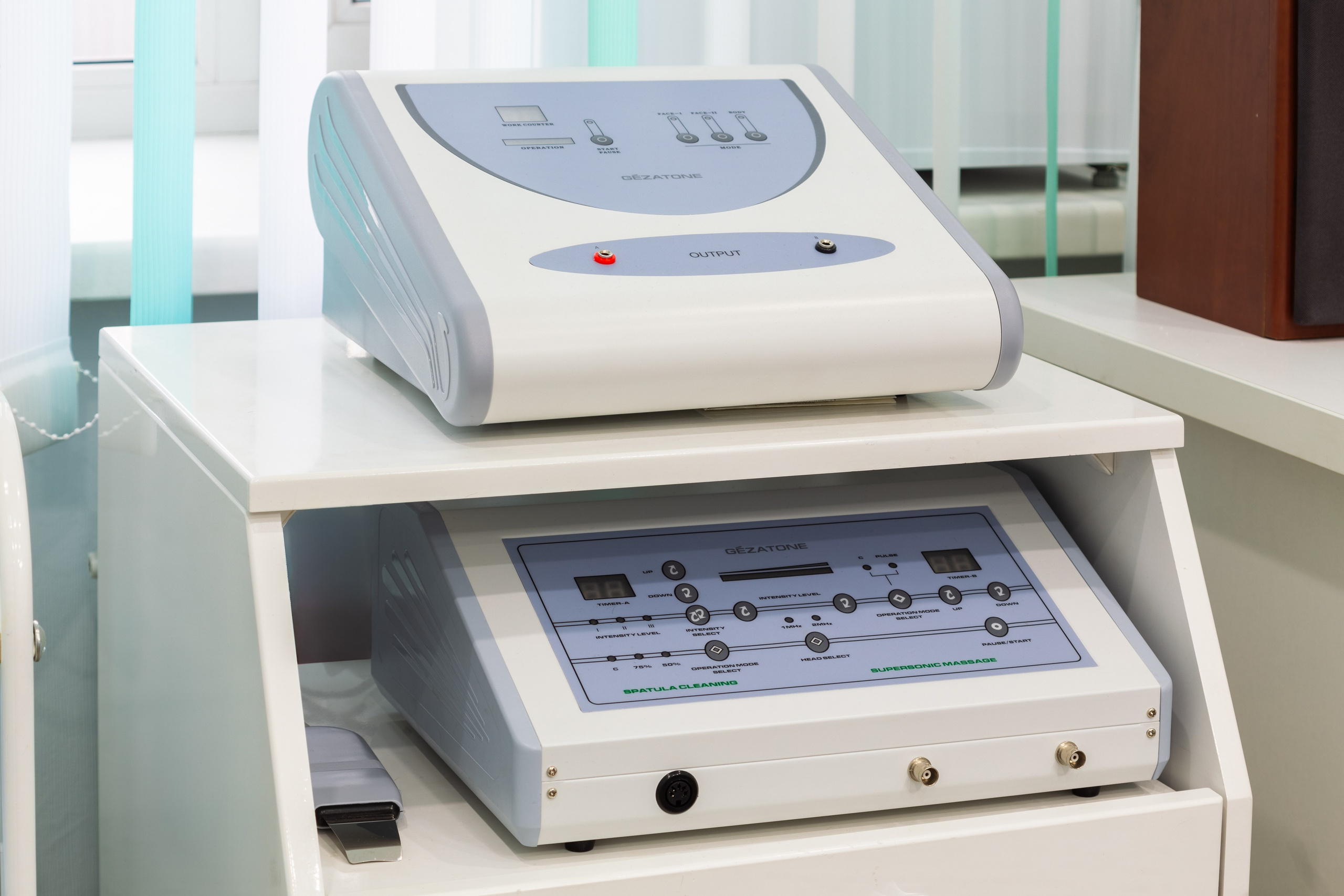 Косметолог Светлана Андреева и ее кабинет. Интерьерный фотограф и ретушер в Красноярске Денис Антропов