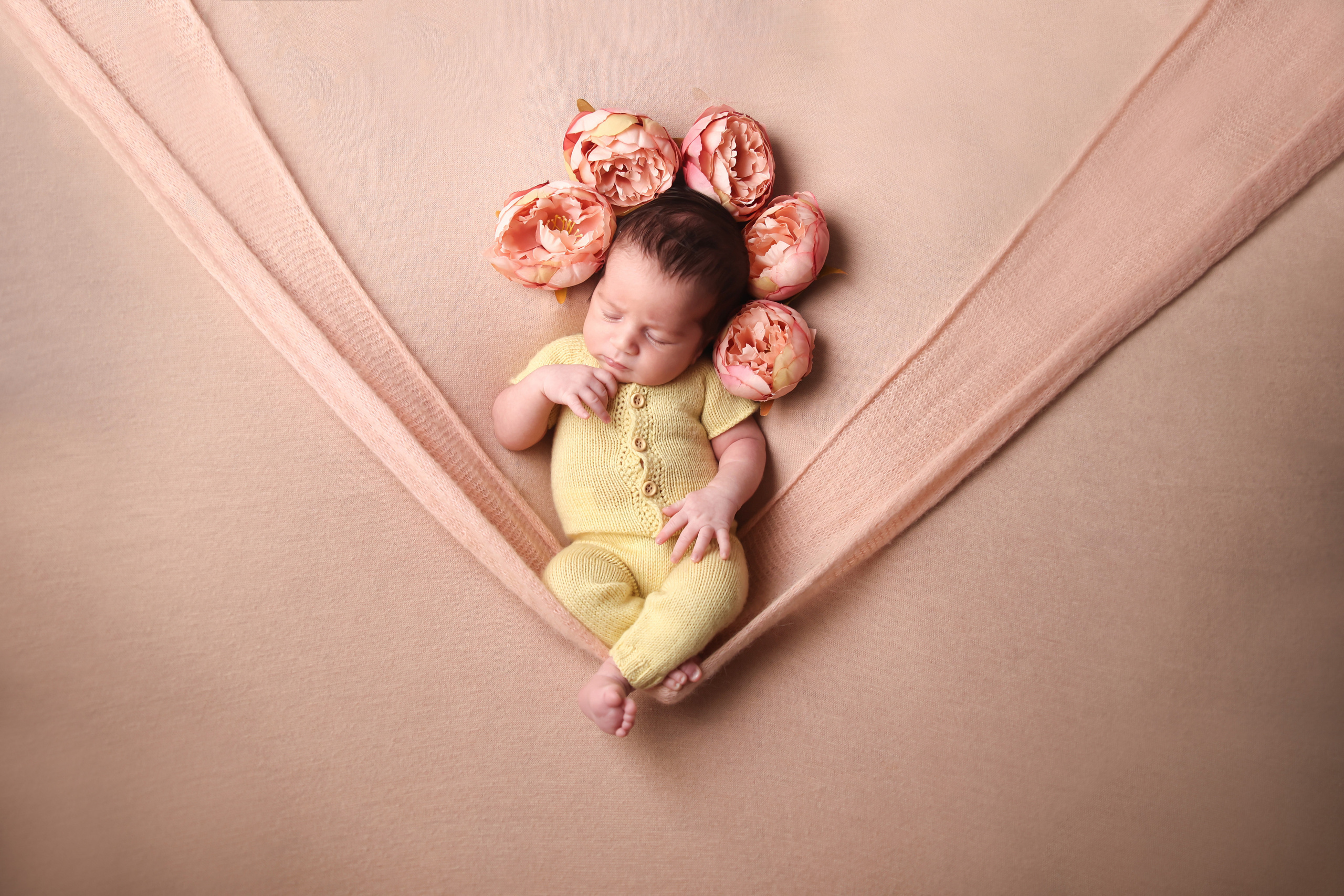 НОВОРОЖДЕННЫЕ до месяца. Мишугина Ольга Фотограф новорожденных, семейный и детский фотограф