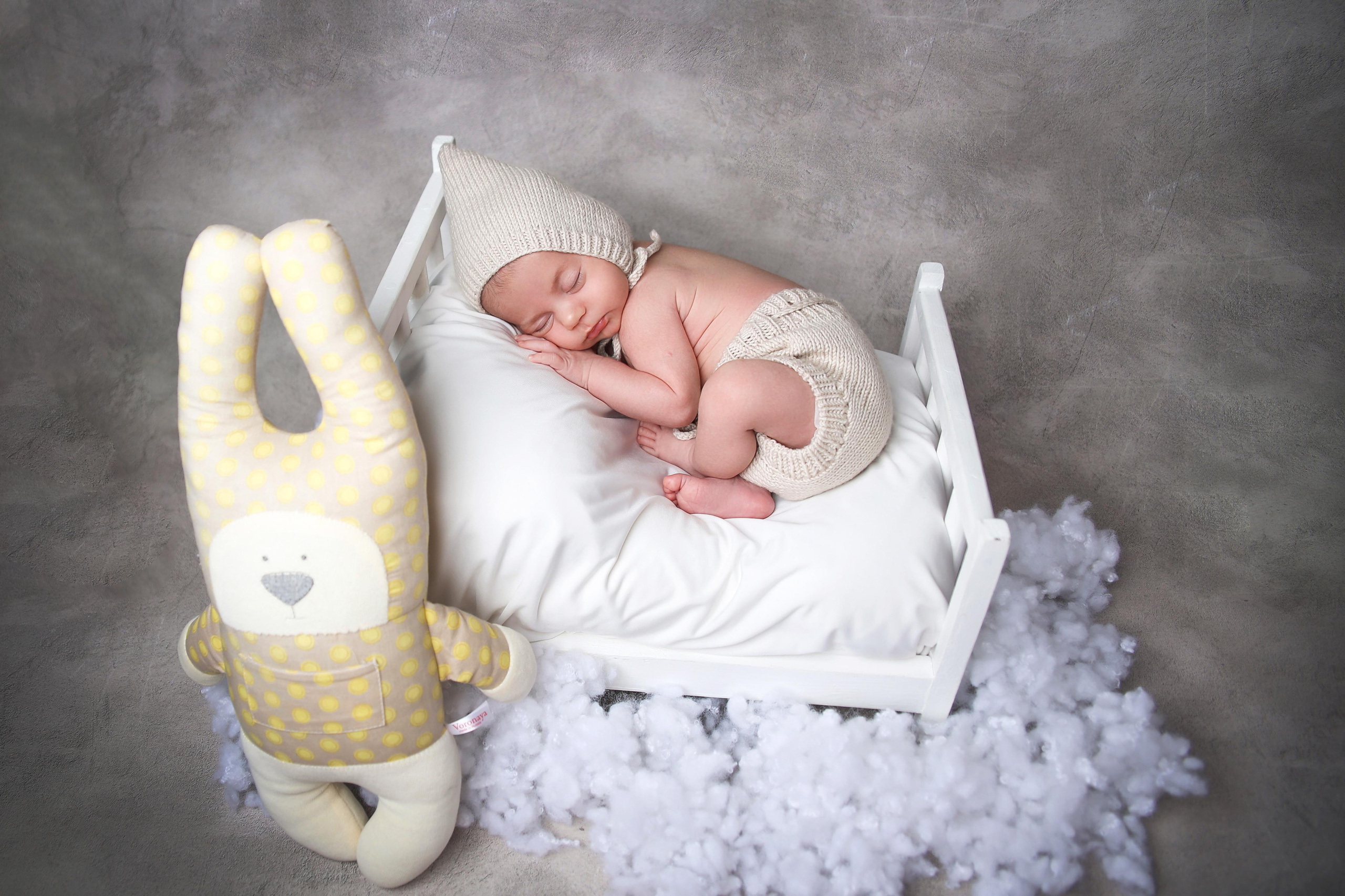НОВОРОЖДЕННЫЕ до месяца. Мишугина Ольга Фотограф новорожденных, семейный и детский фотограф
