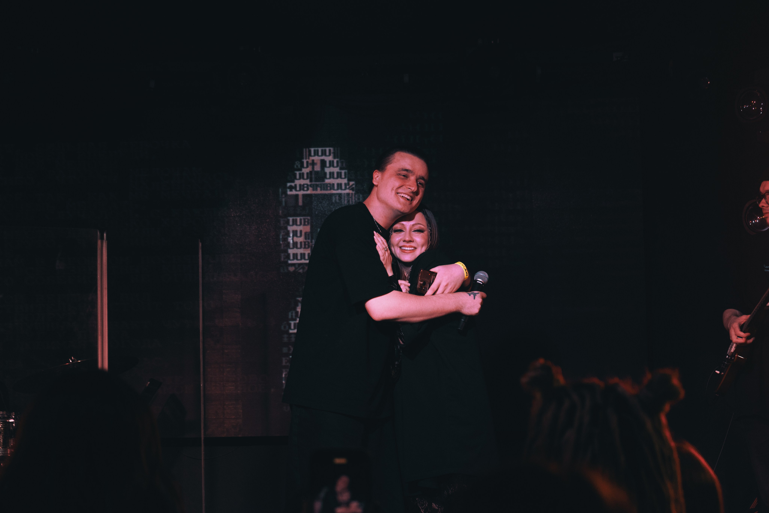 Аили. Первый сольный концерт в"Мумий Тролль Music Bar». Никита Скрипник — ТЕАТР В СТИЛЕ ФЭШН