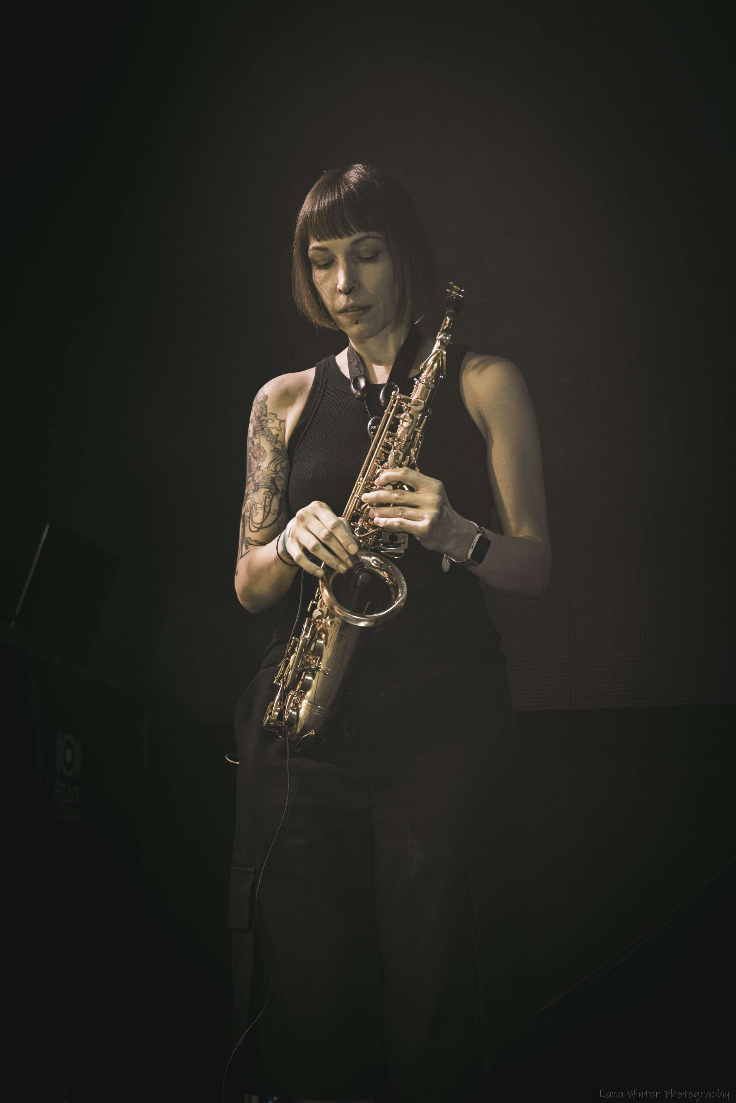 7000$ (25 января 2025 года, Москва, клуб Урбан). Фотограф Светлана Блинова, Москва и Московская область