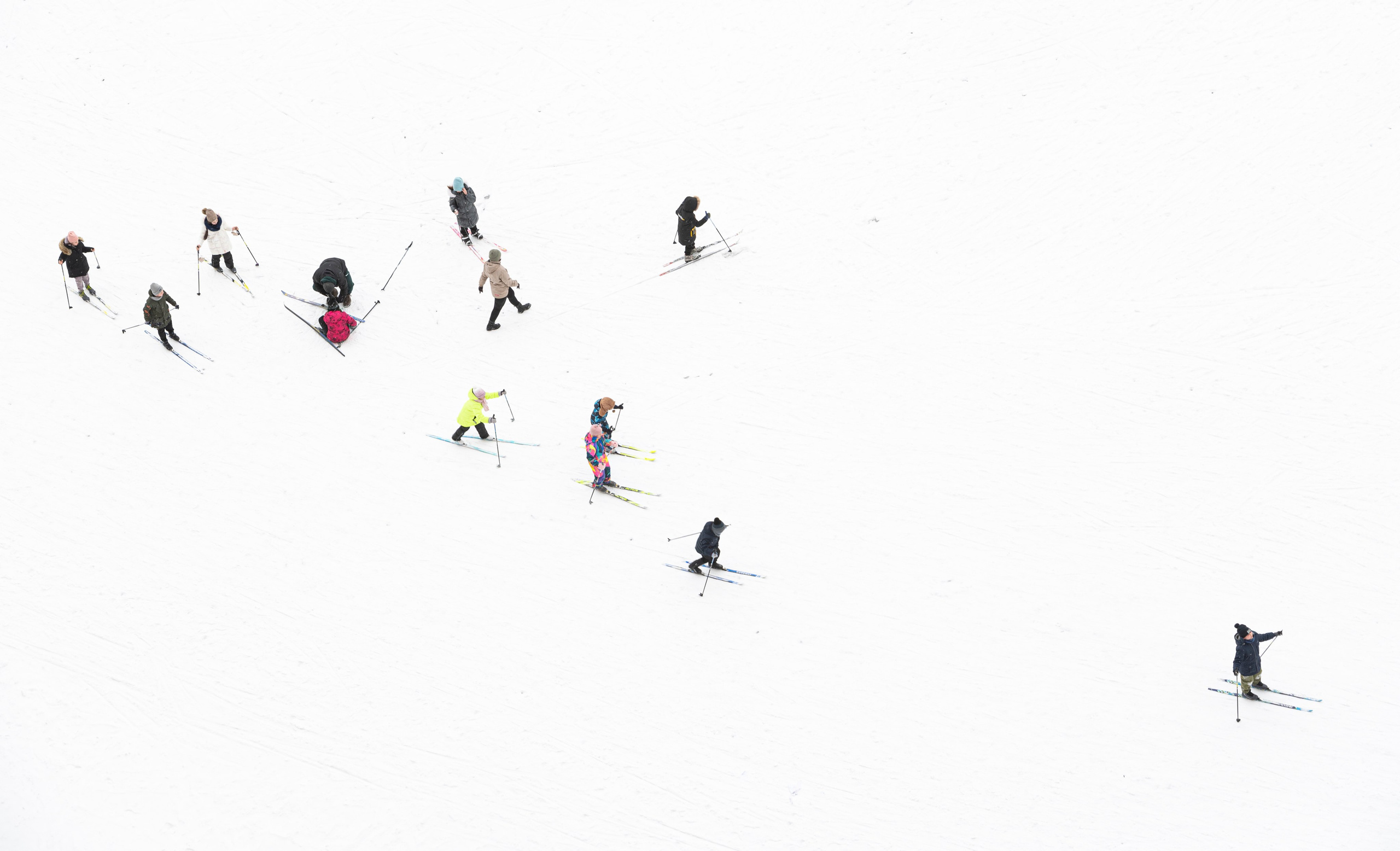 A physical education lesson in the snow desert. Evgenii Filippov — Photographer