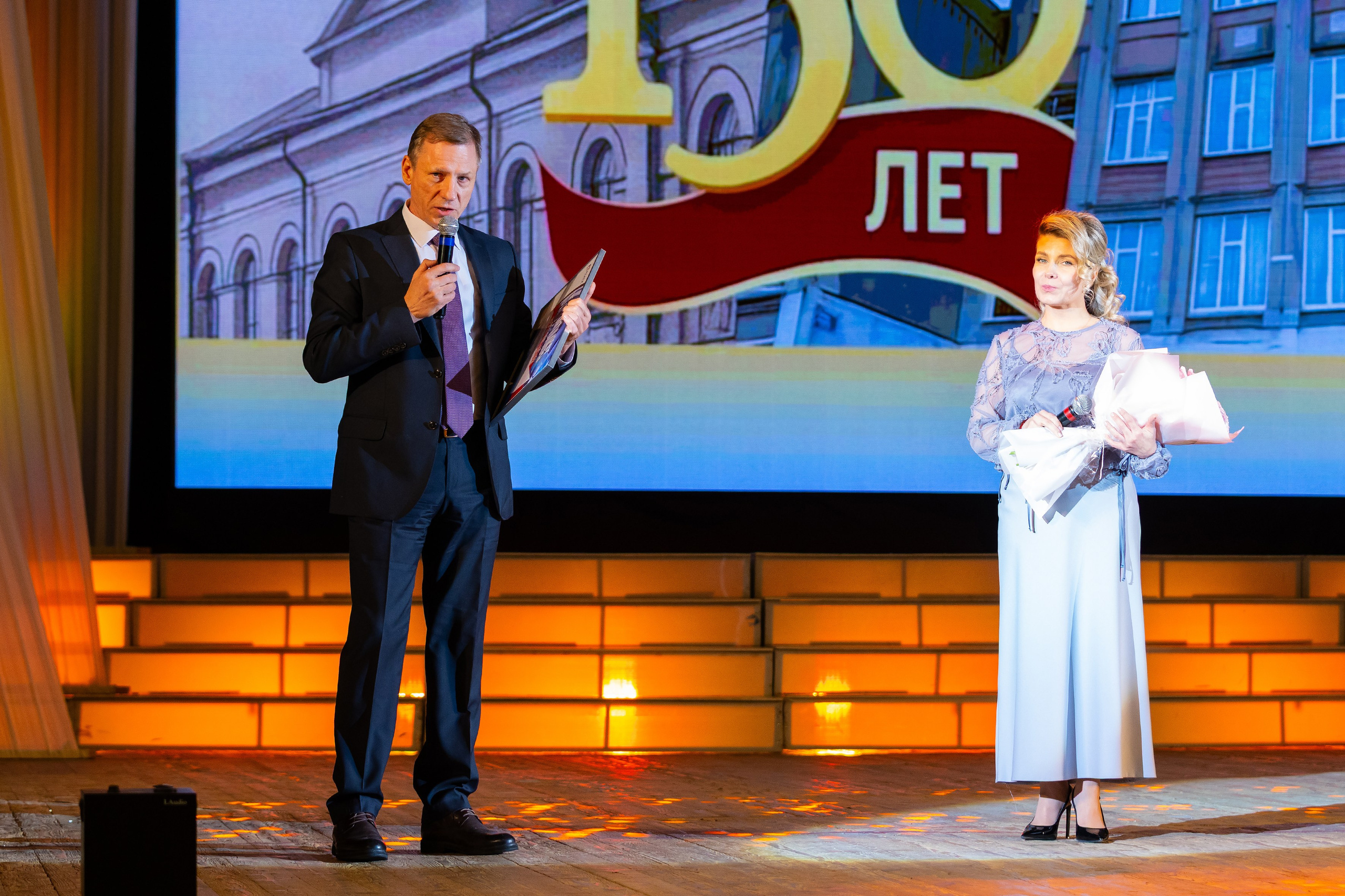 Юбилей первой школы города Рыбинска. Главная